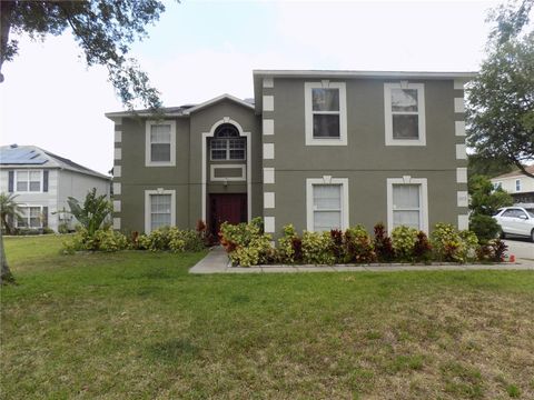 Photo of 2818 Sheila Dr, Apopka, FL 32712 (MLS # O6309063)