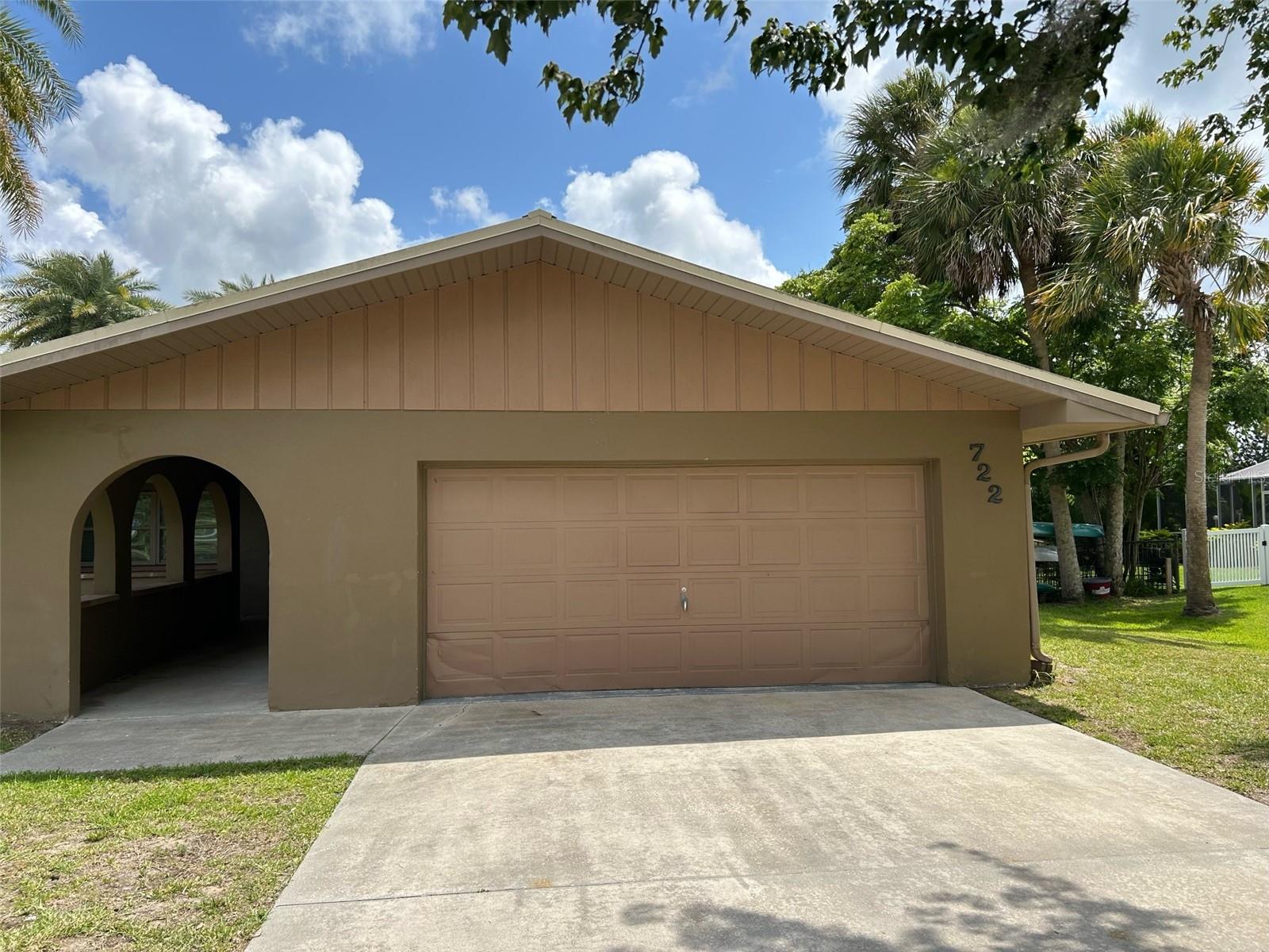 722 SE 1ST COURT