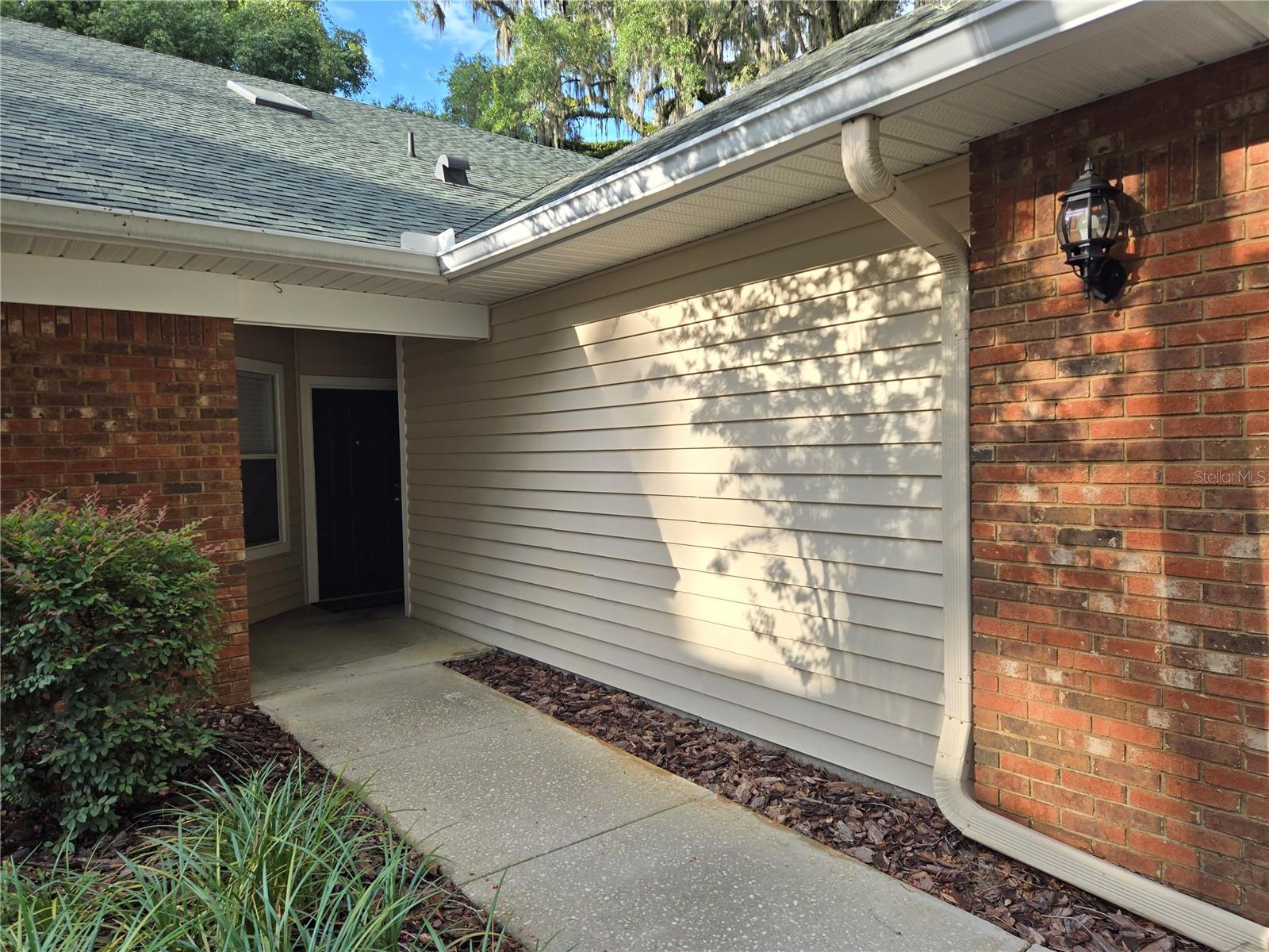 13200 W NEWBERRY ROAD V120