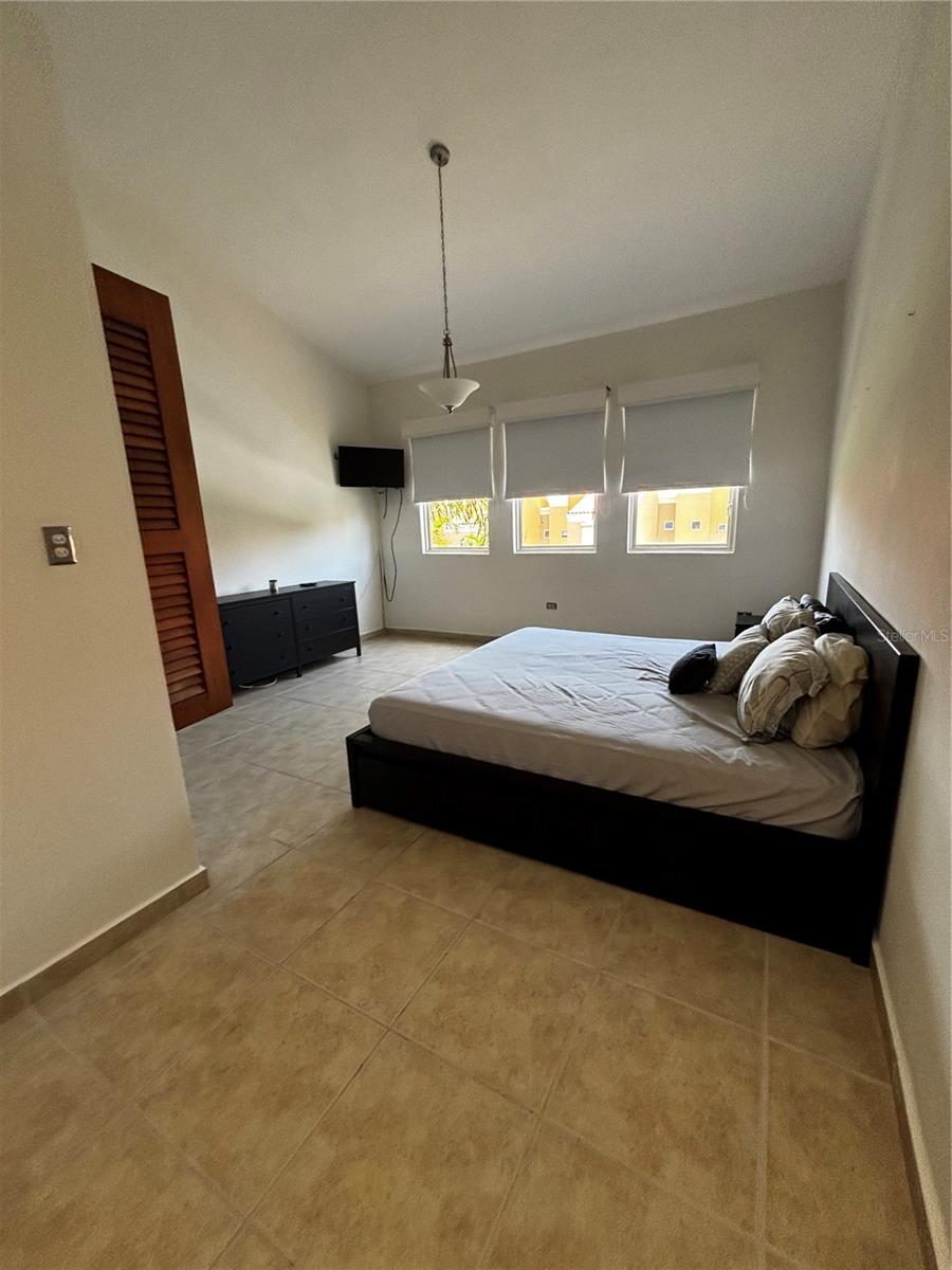AQUABELLA - Residential