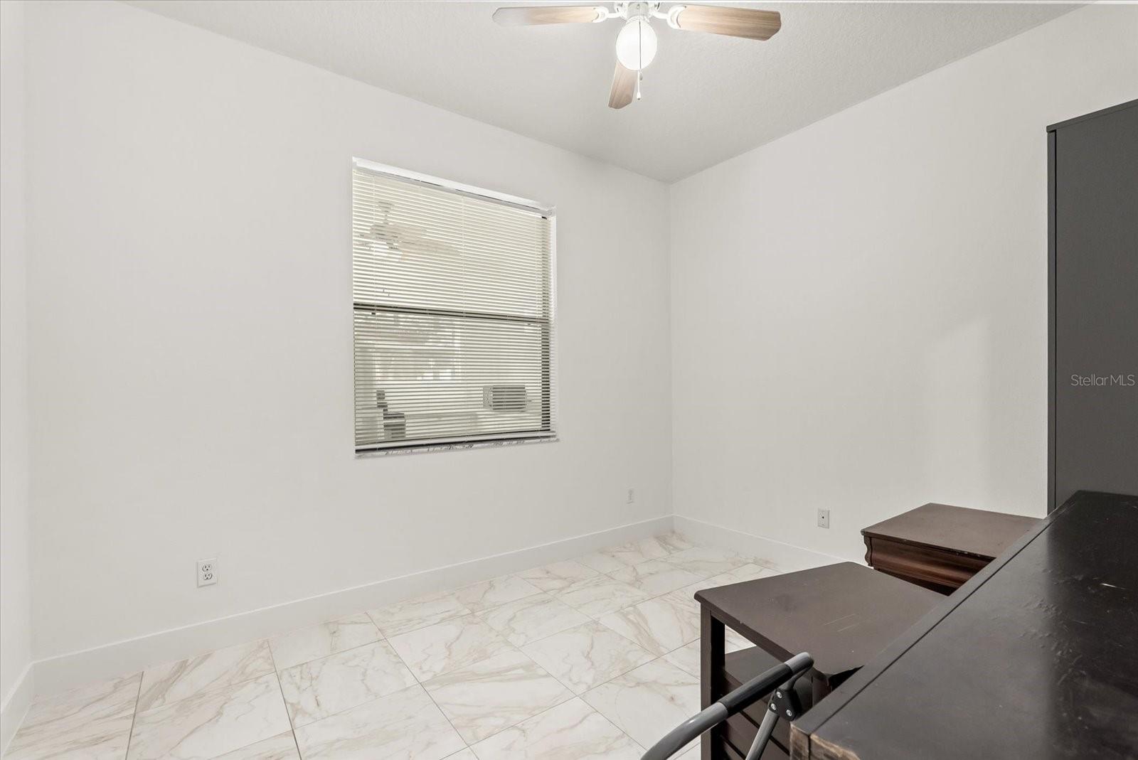 RESERVE AT LAKE MARY - Residential Lease