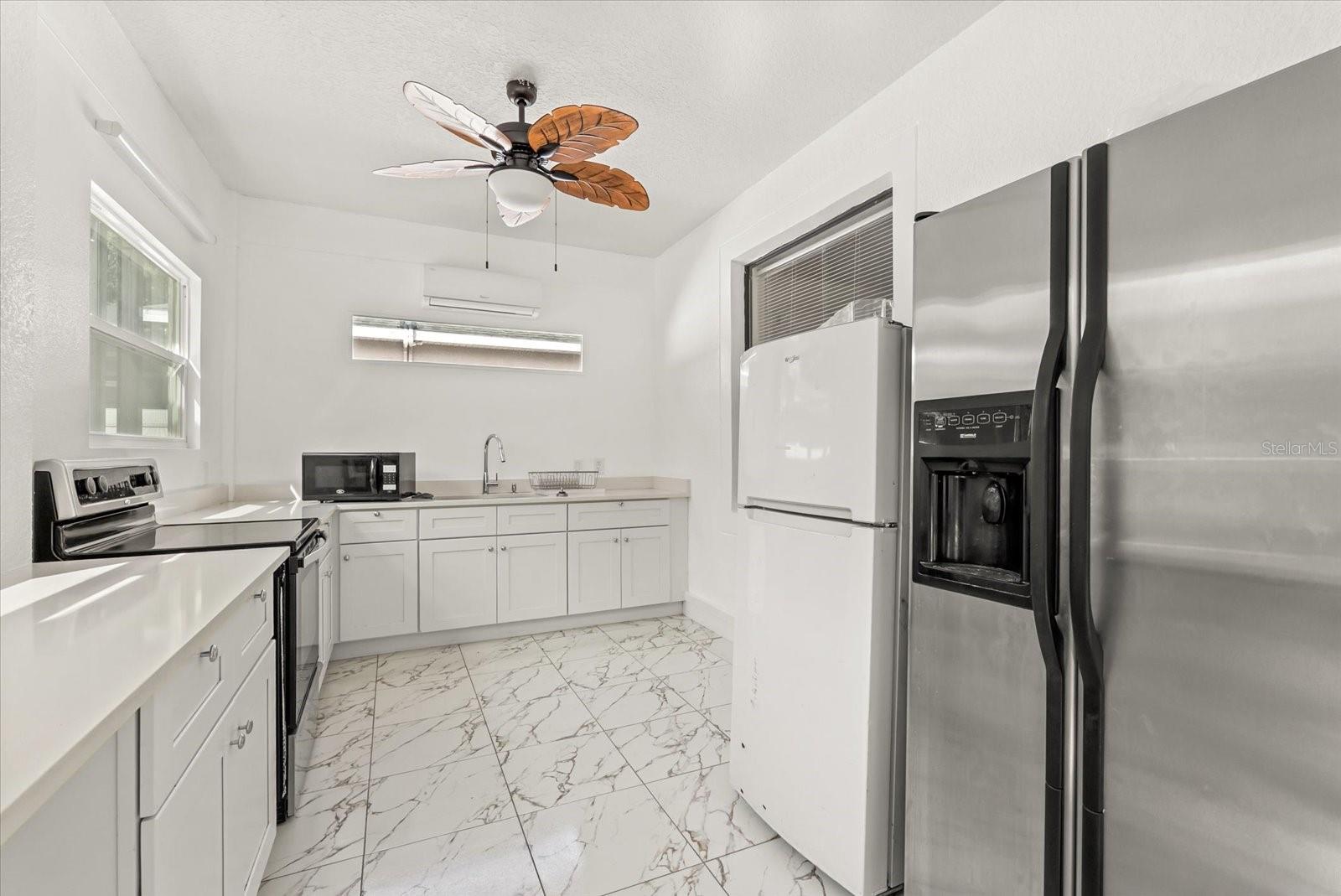 RESERVE AT LAKE MARY - Residential Lease