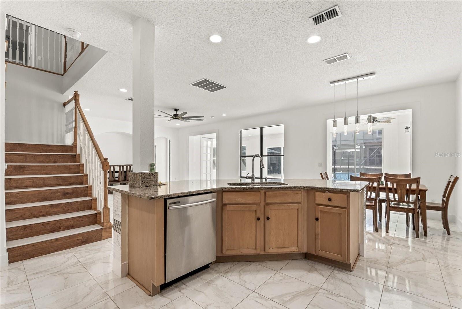 RESERVE AT LAKE MARY - Residential Lease