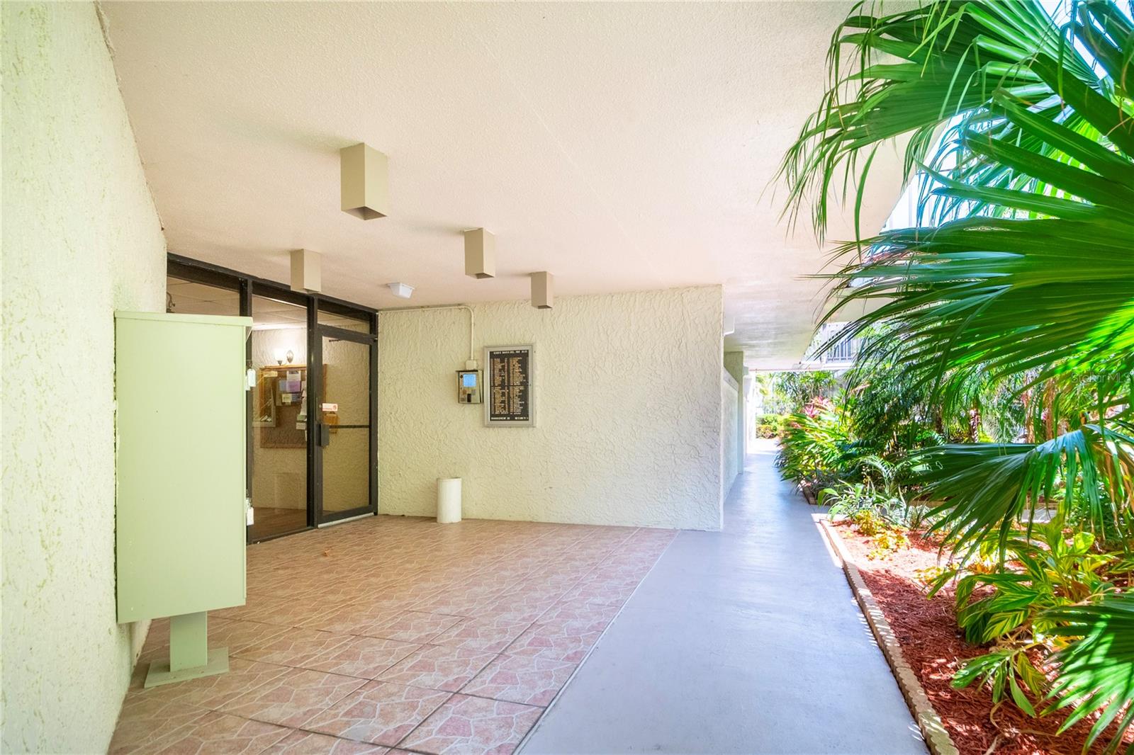 BAHIA DEL MAR I - Residential