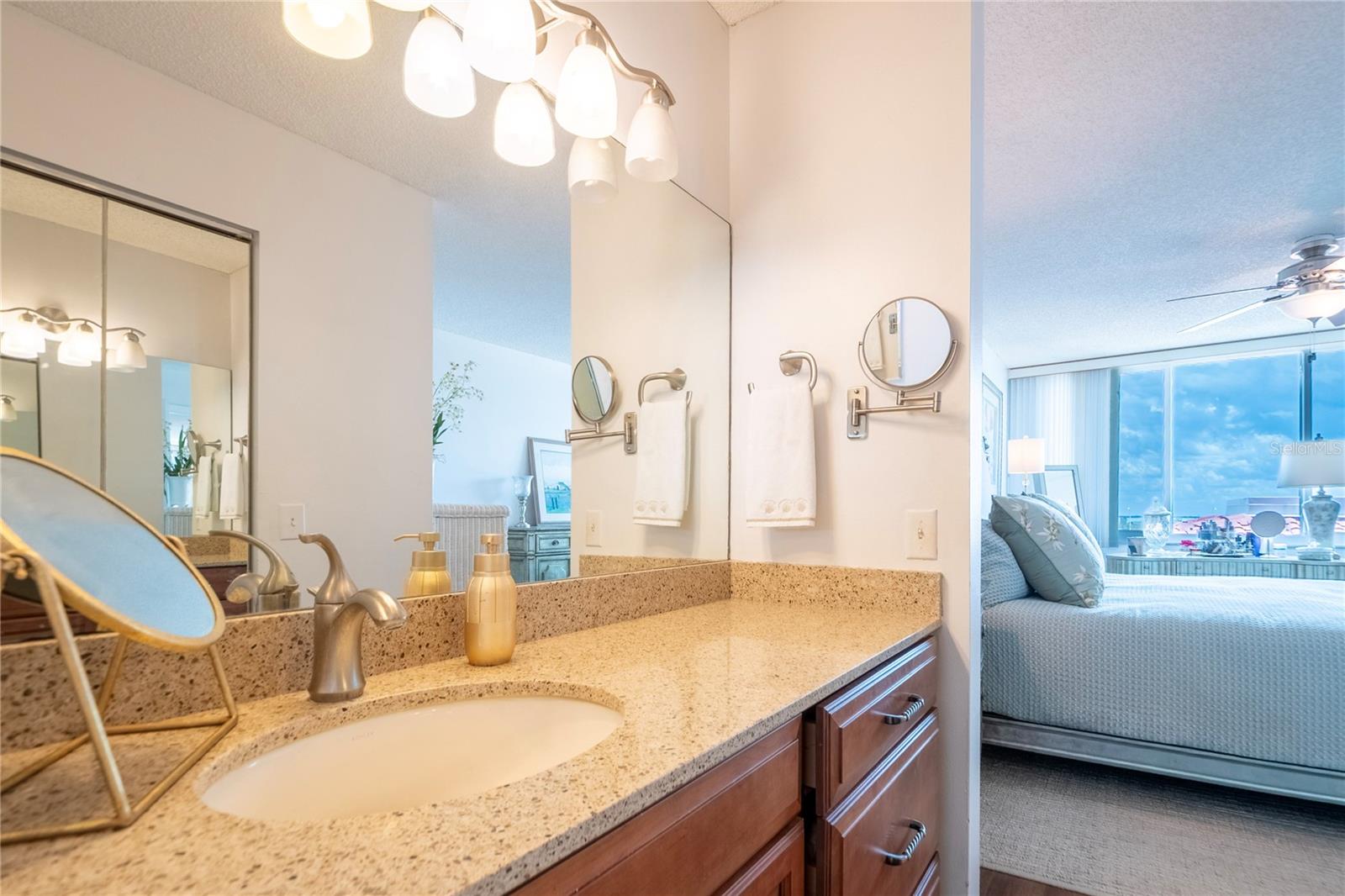 BAHIA DEL MAR I - Residential