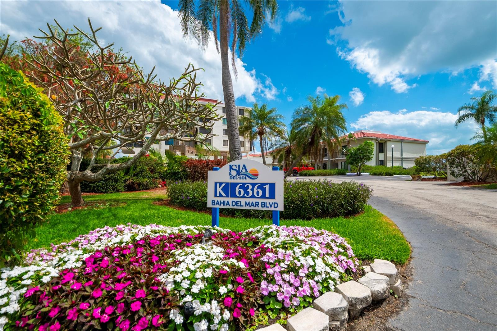 BAHIA DEL MAR I - Residential