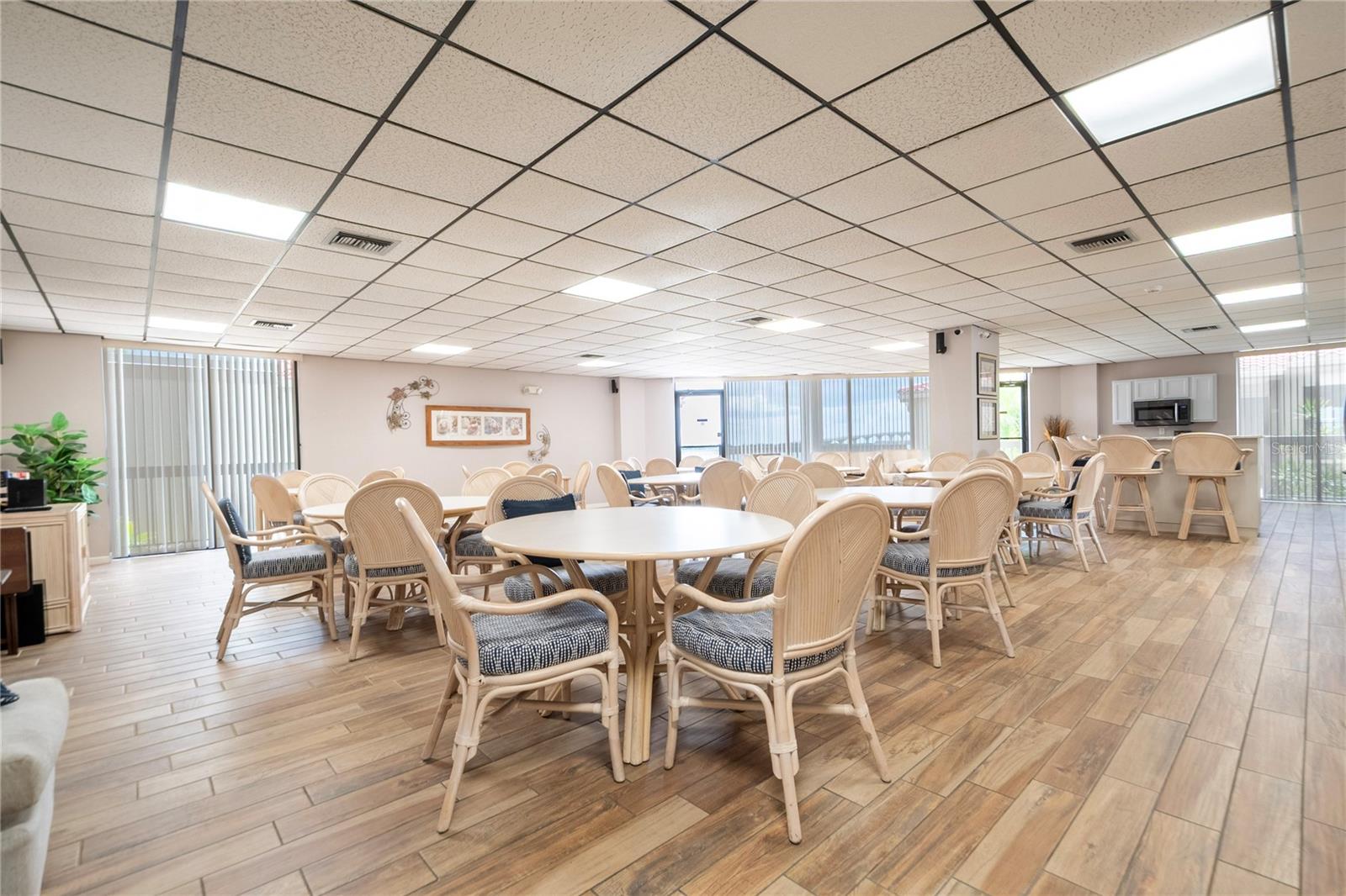 BAHIA DEL MAR I - Residential