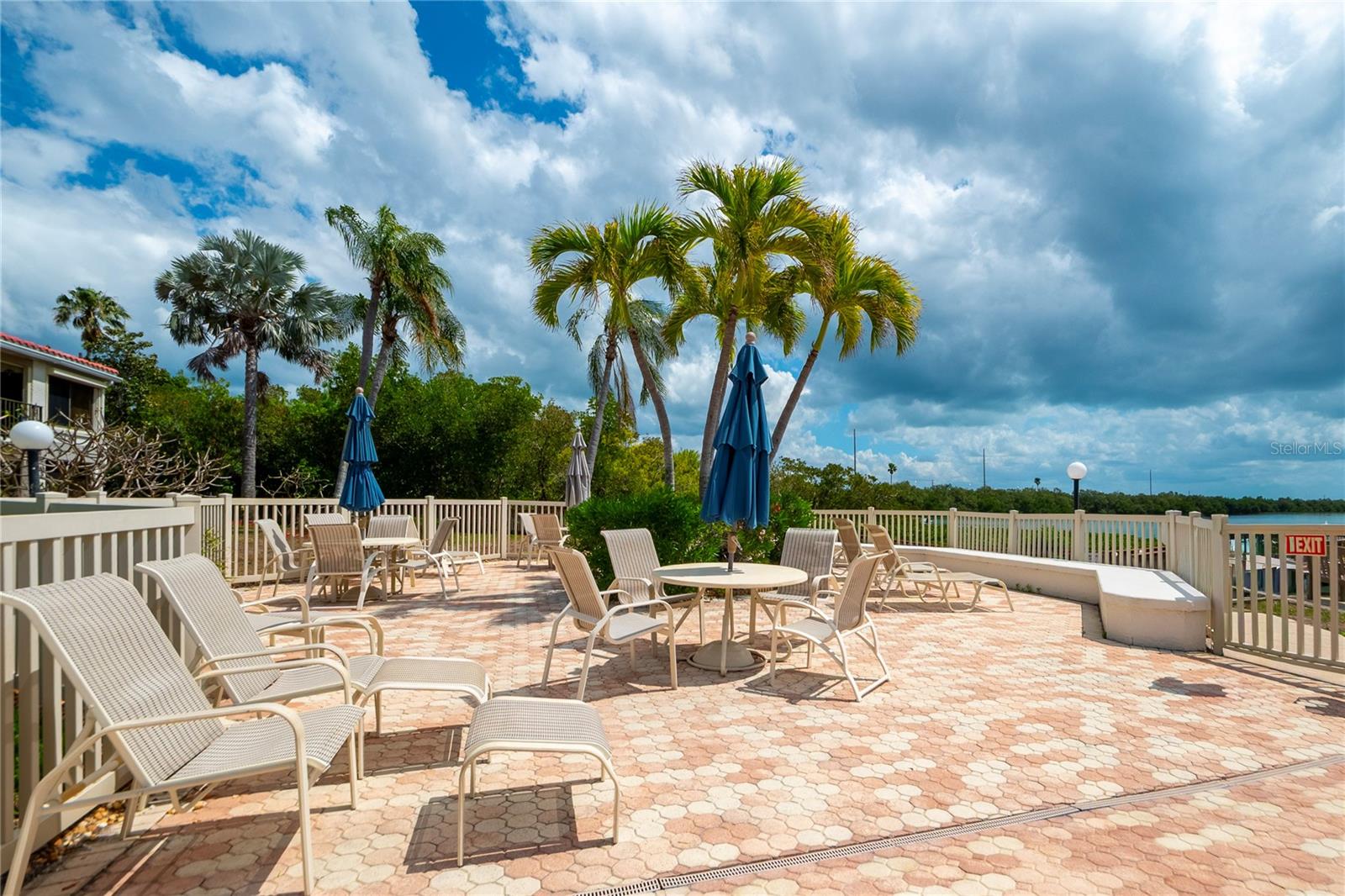 BAHIA DEL MAR I - Residential