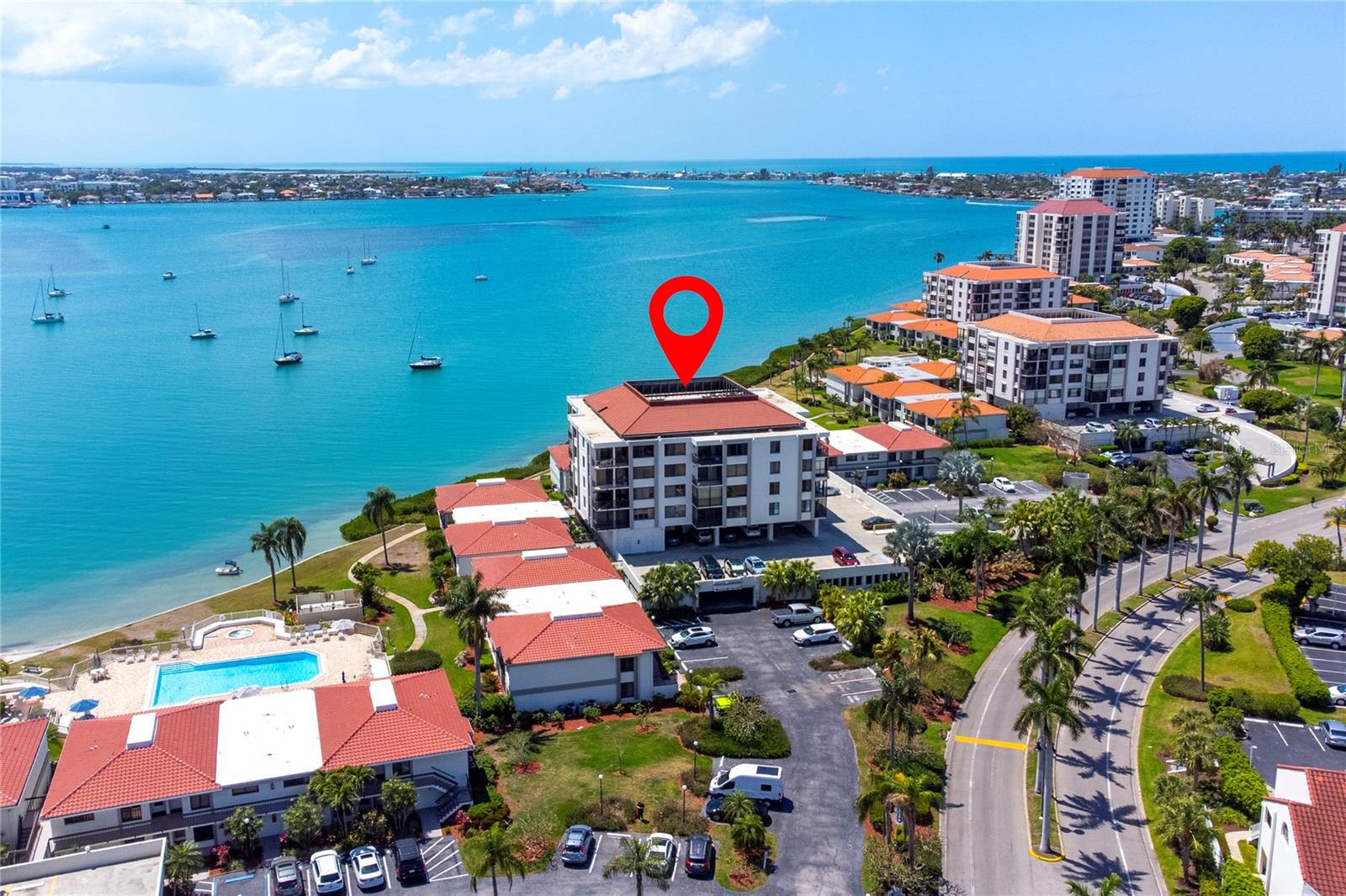 BAHIA DEL MAR I - Residential