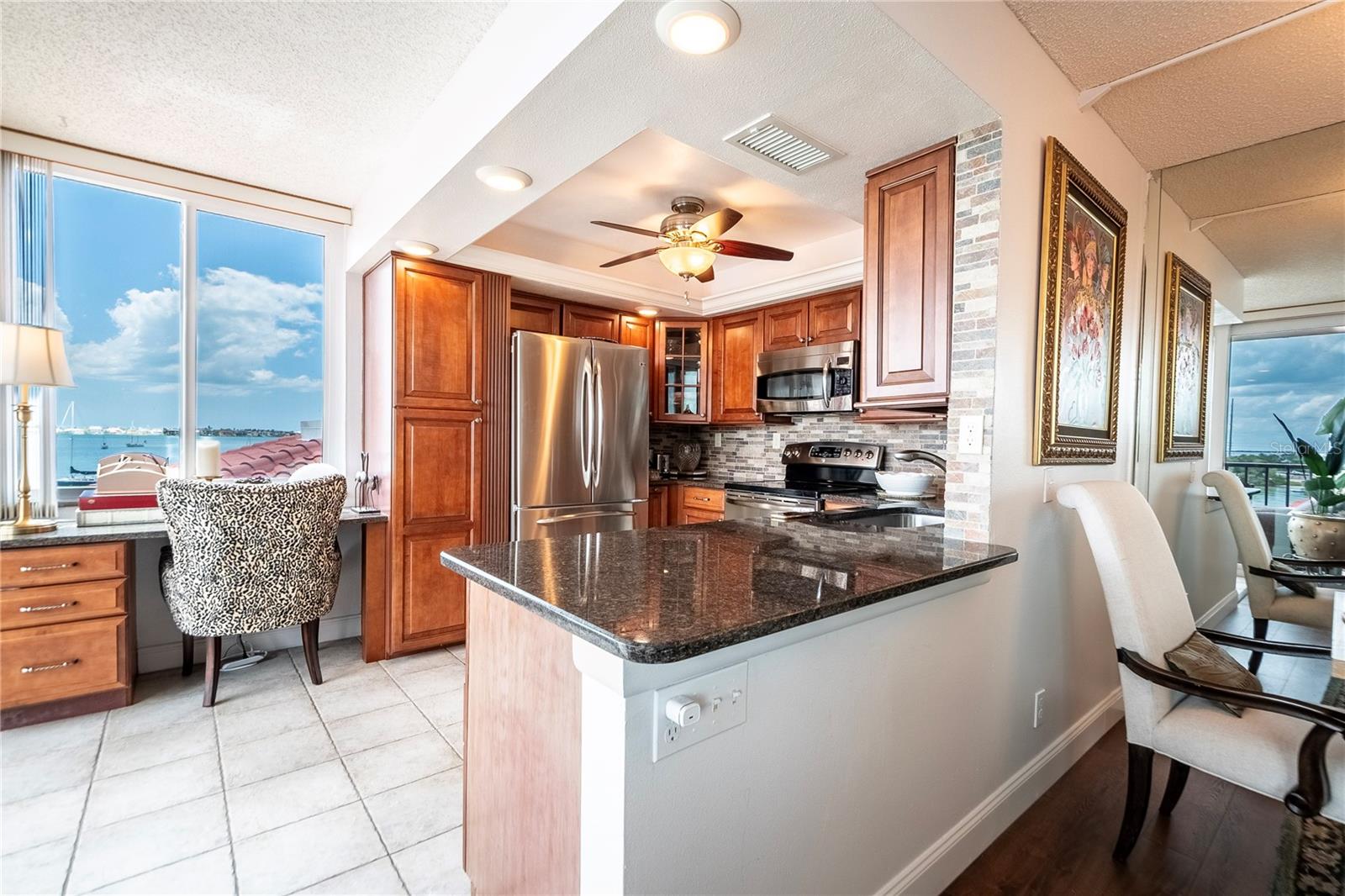 BAHIA DEL MAR I - Residential