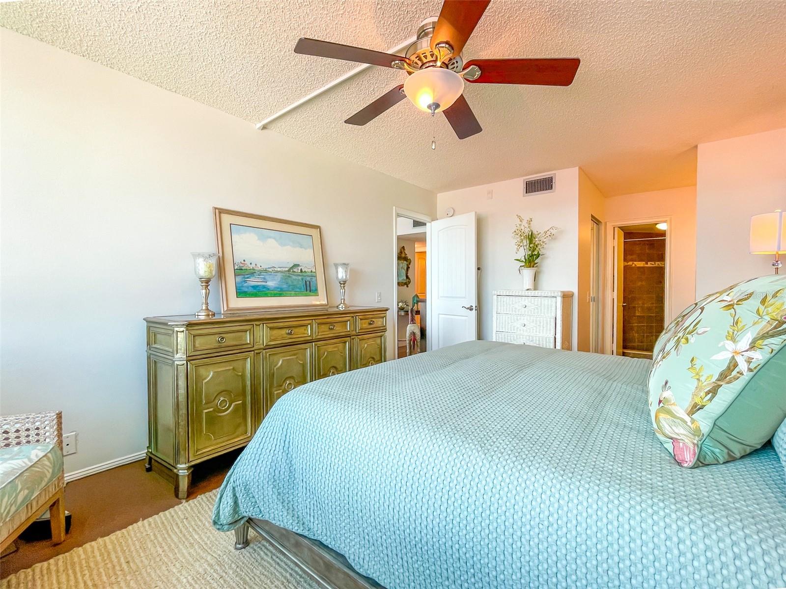 BAHIA DEL MAR I - Residential