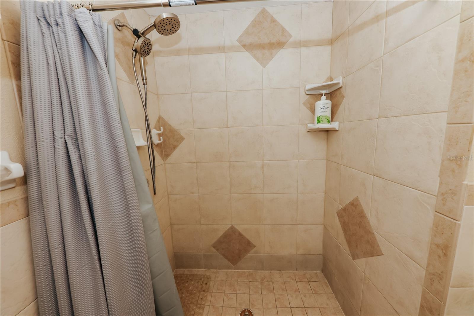 GROVE HAVEN - Residential