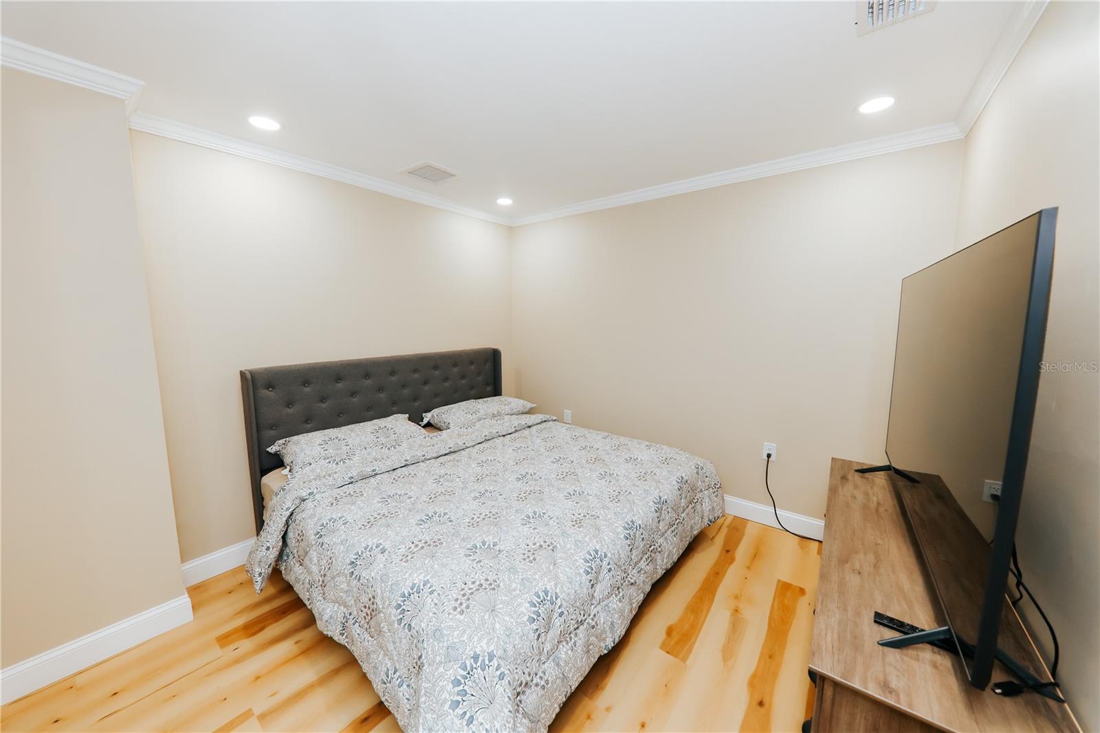 GROVE HAVEN - Residential