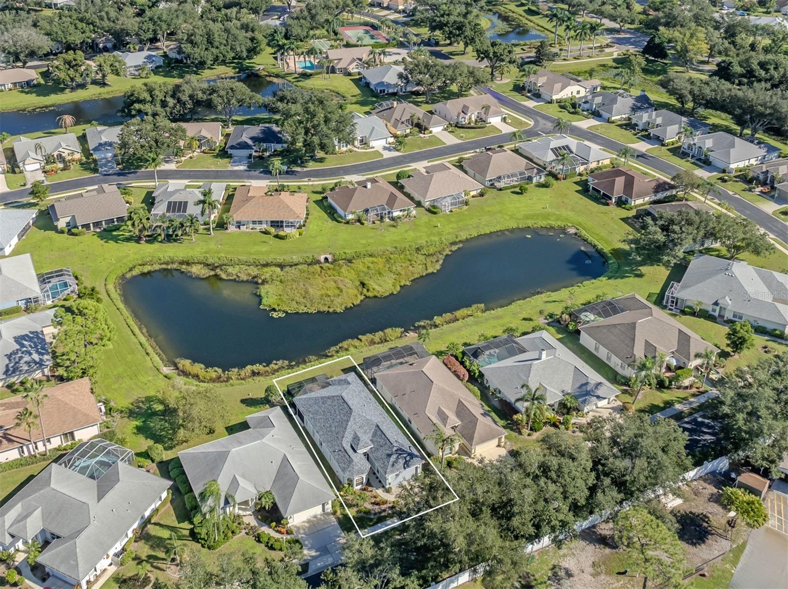 443 BERMUDA ISLES CIRCLE