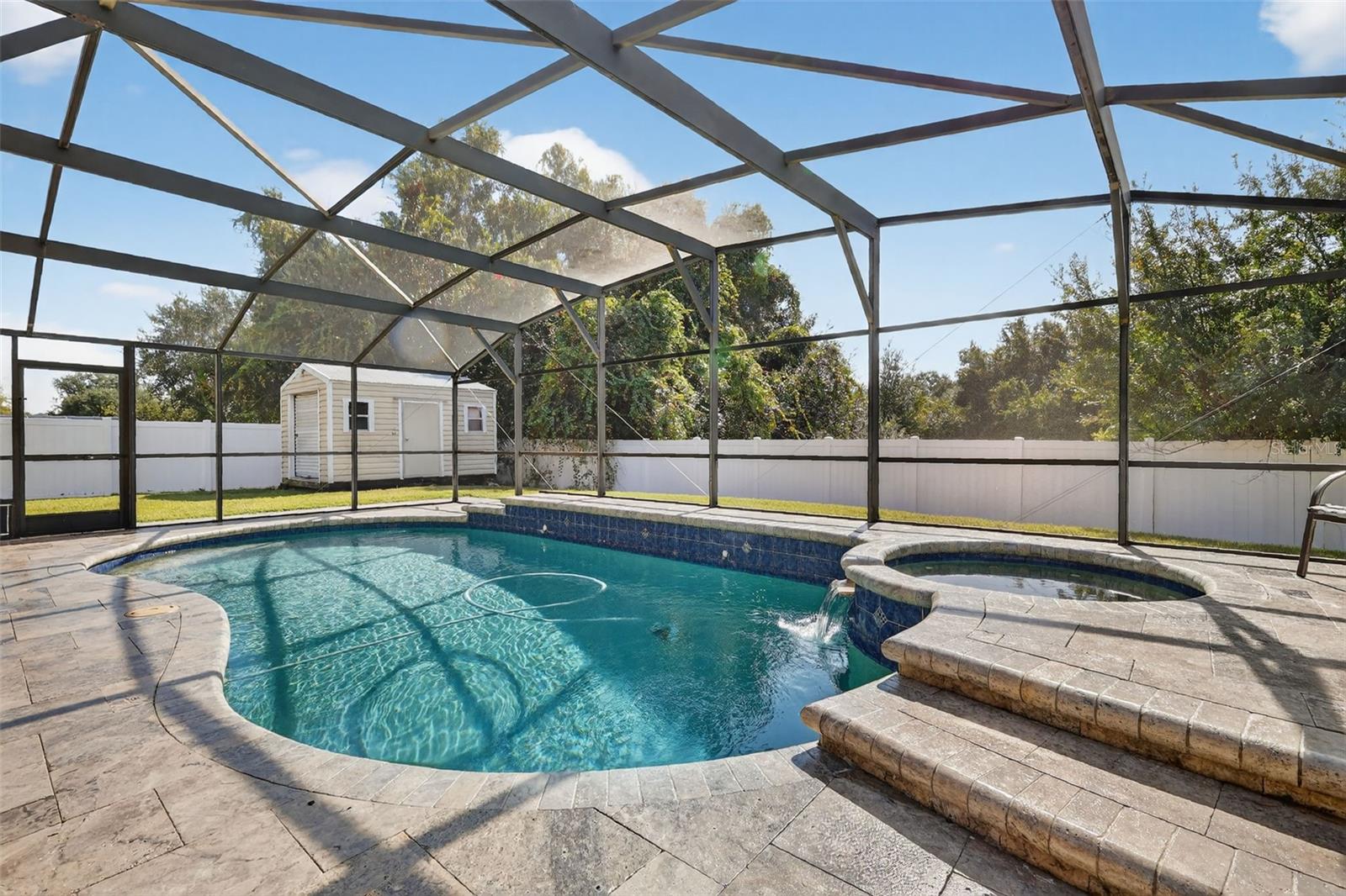 REAGANS RUN - Residential