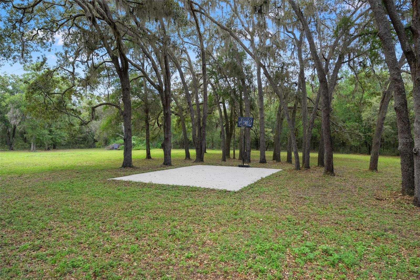 OAK MOUNTAIN ESTATES - Residential