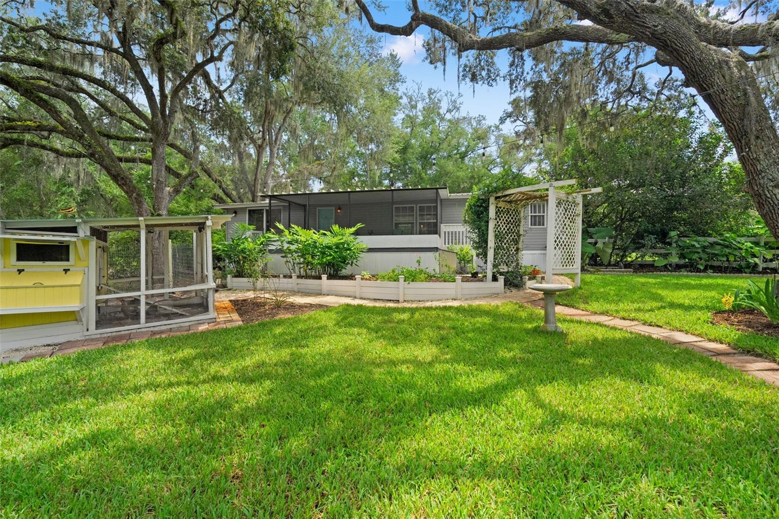 OAK MOUNTAIN ESTATES - Residential