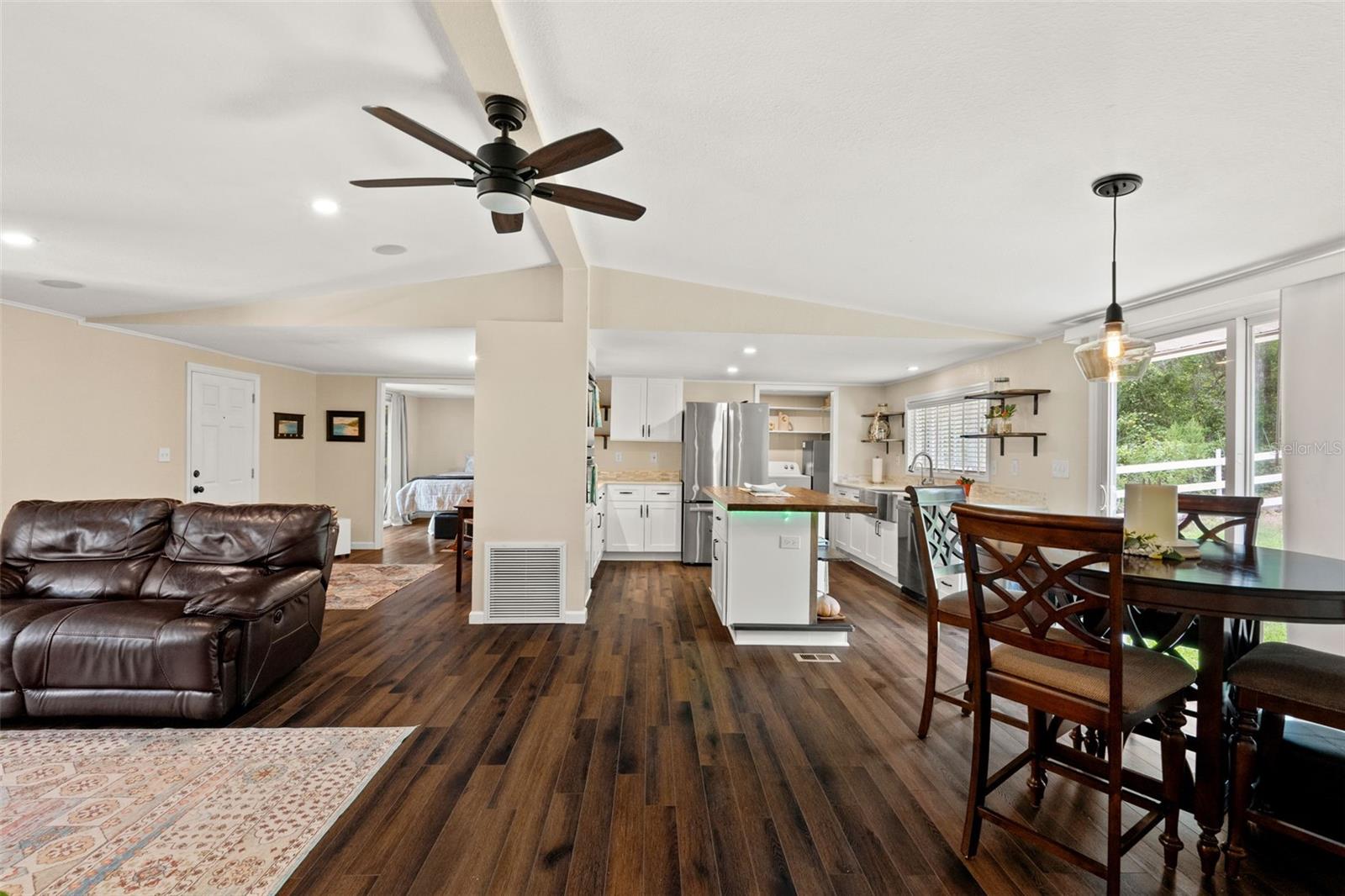OAK MOUNTAIN ESTATES - Residential