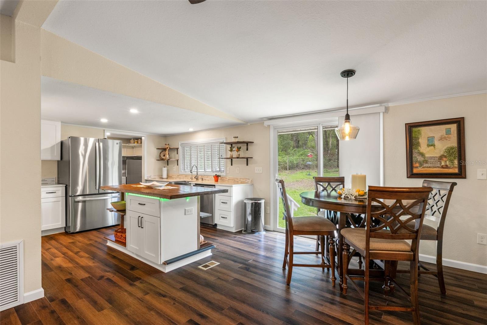 OAK MOUNTAIN ESTATES - Residential