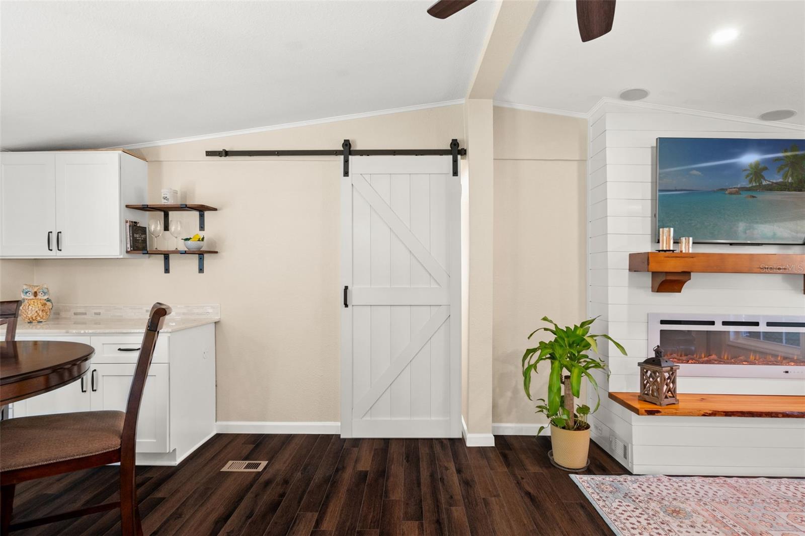 OAK MOUNTAIN ESTATES - Residential