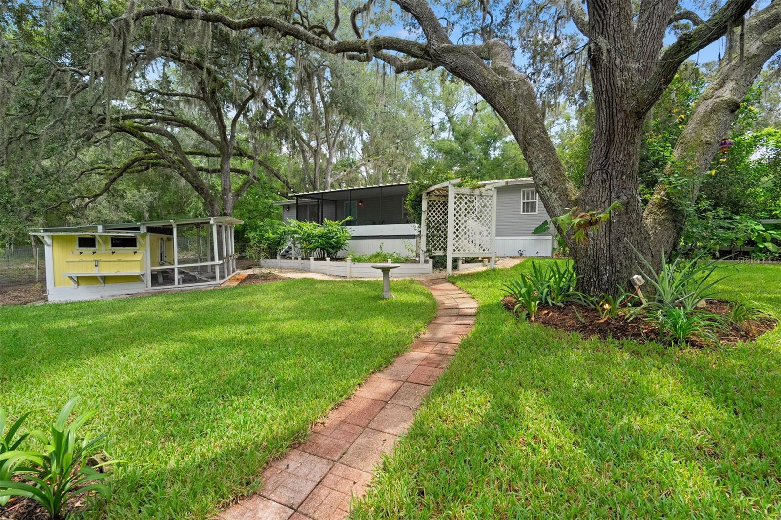 OAK MOUNTAIN ESTATES - Residential
