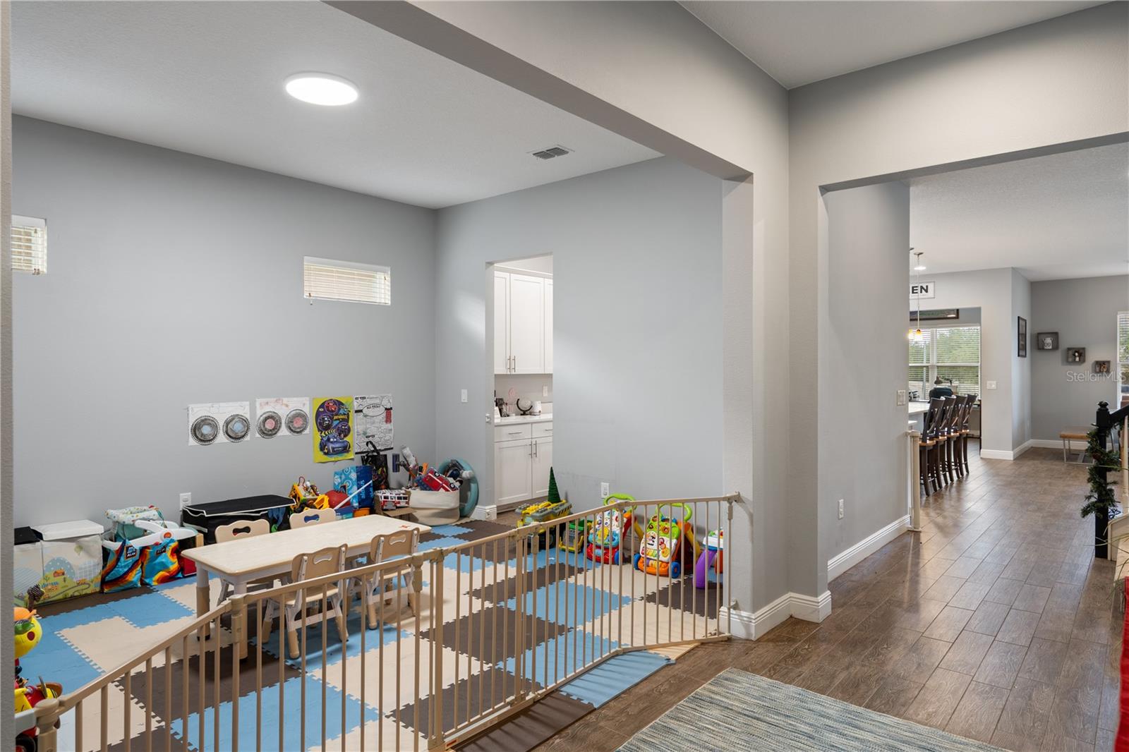 HIGHLANDS/SUMMERLAKE GROVE - Residential