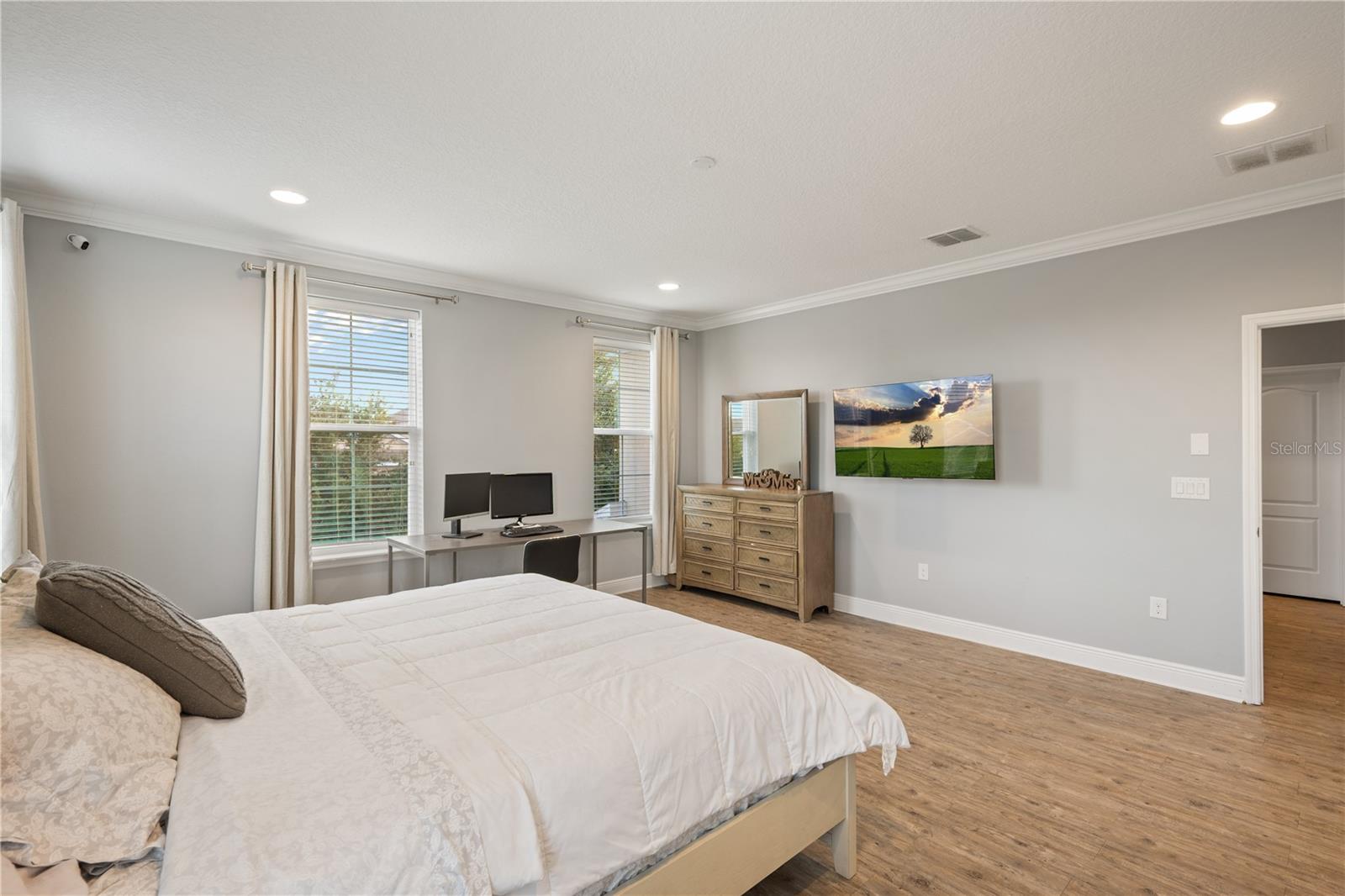 HIGHLANDS/SUMMERLAKE GROVE - Residential