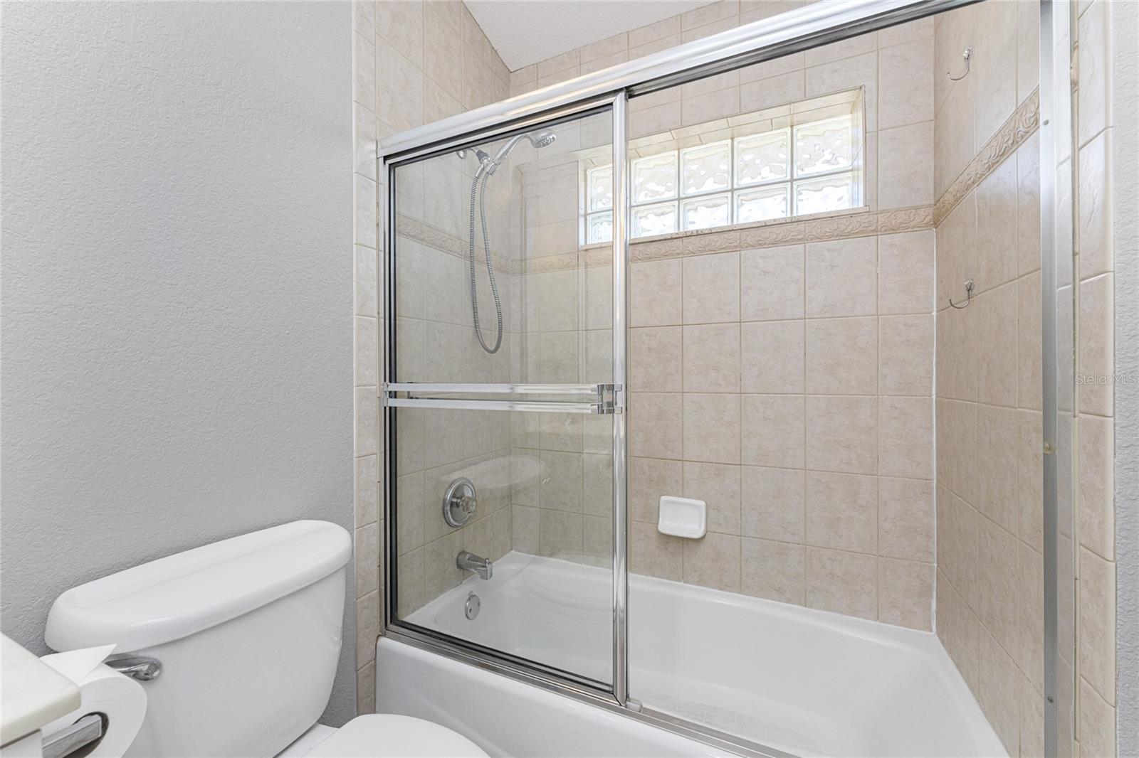 BAY HARBOR ESTATES - Residential