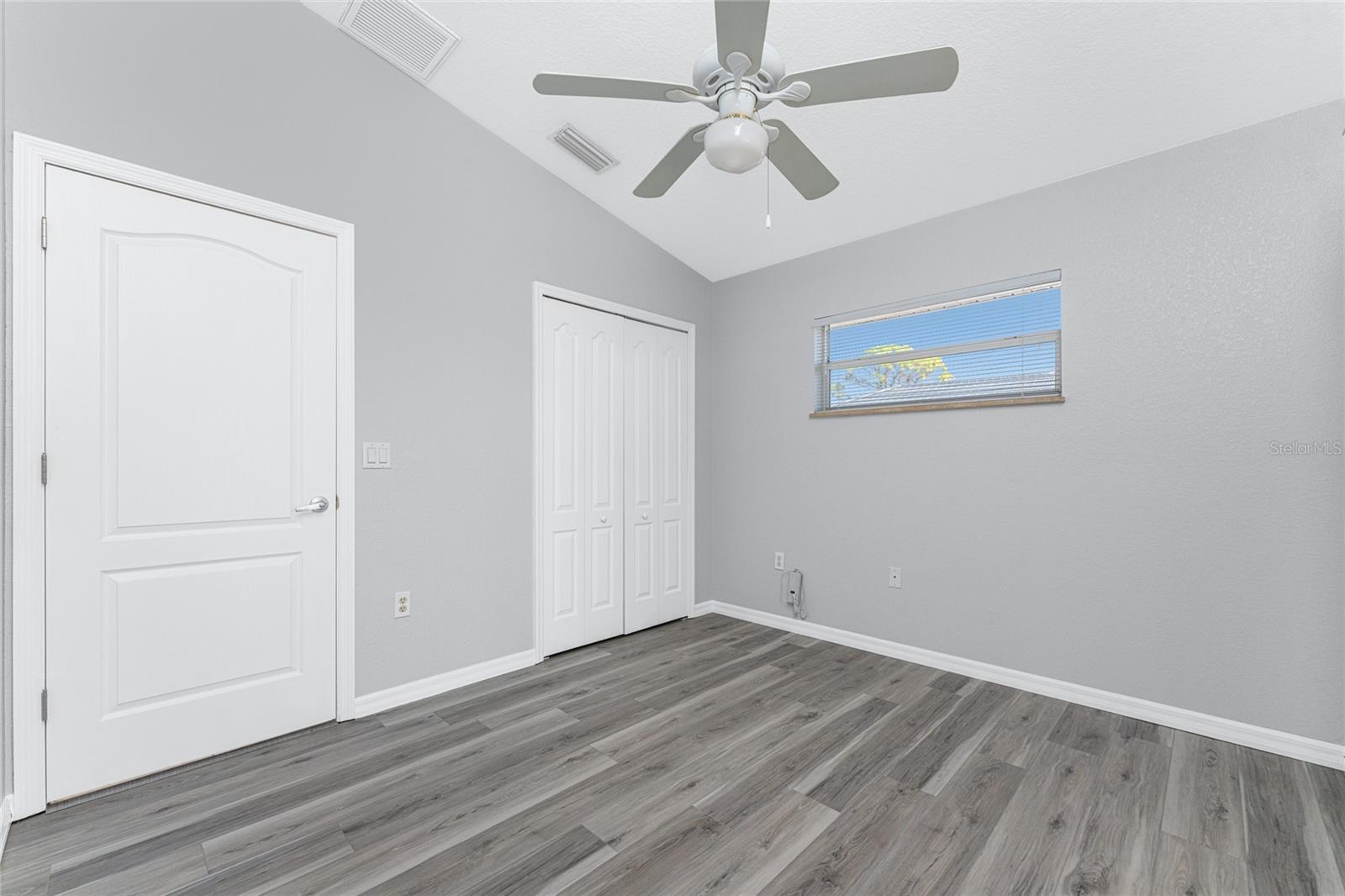 BAY HARBOR ESTATES - Residential