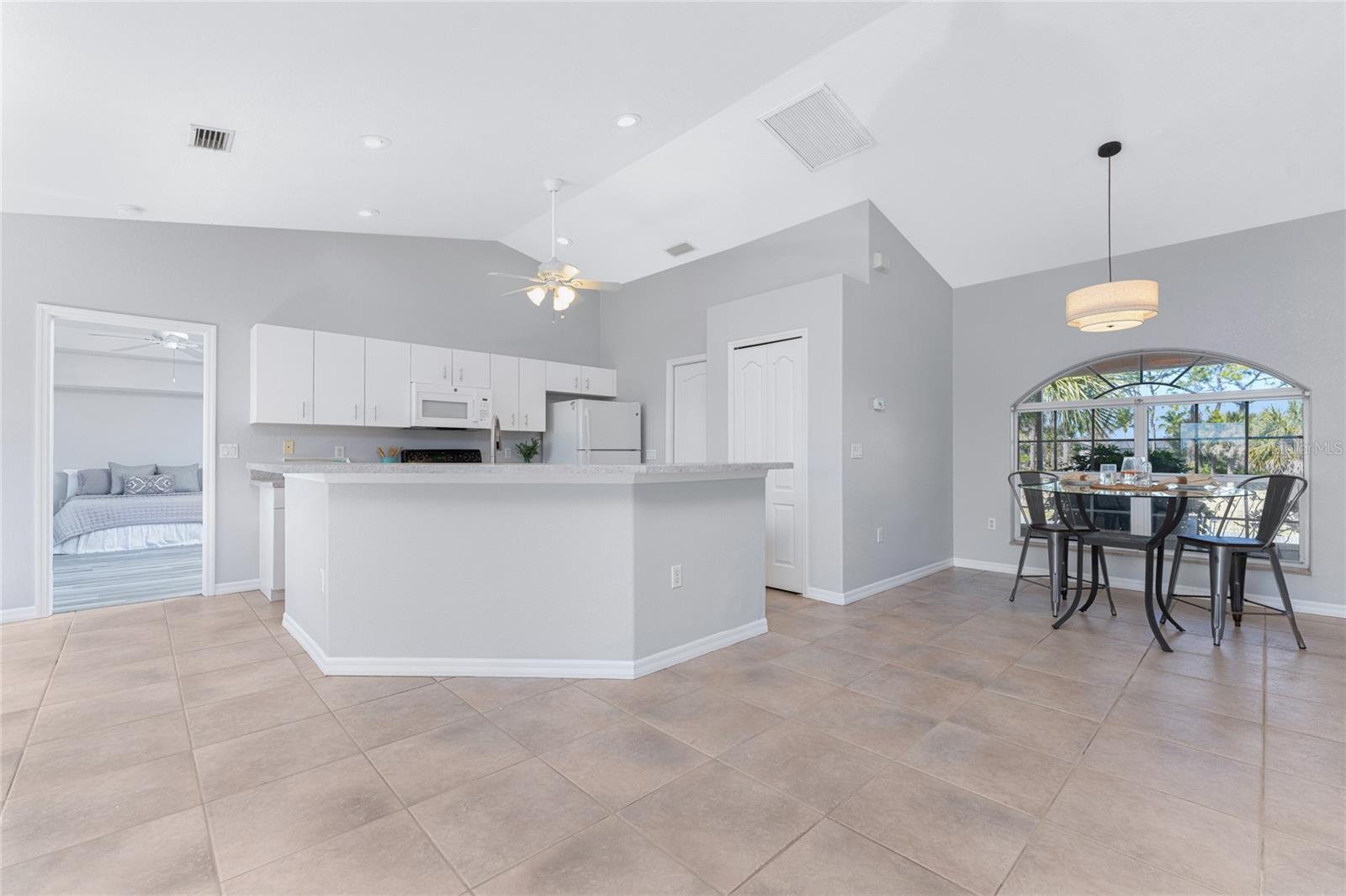 BAY HARBOR ESTATES - Residential