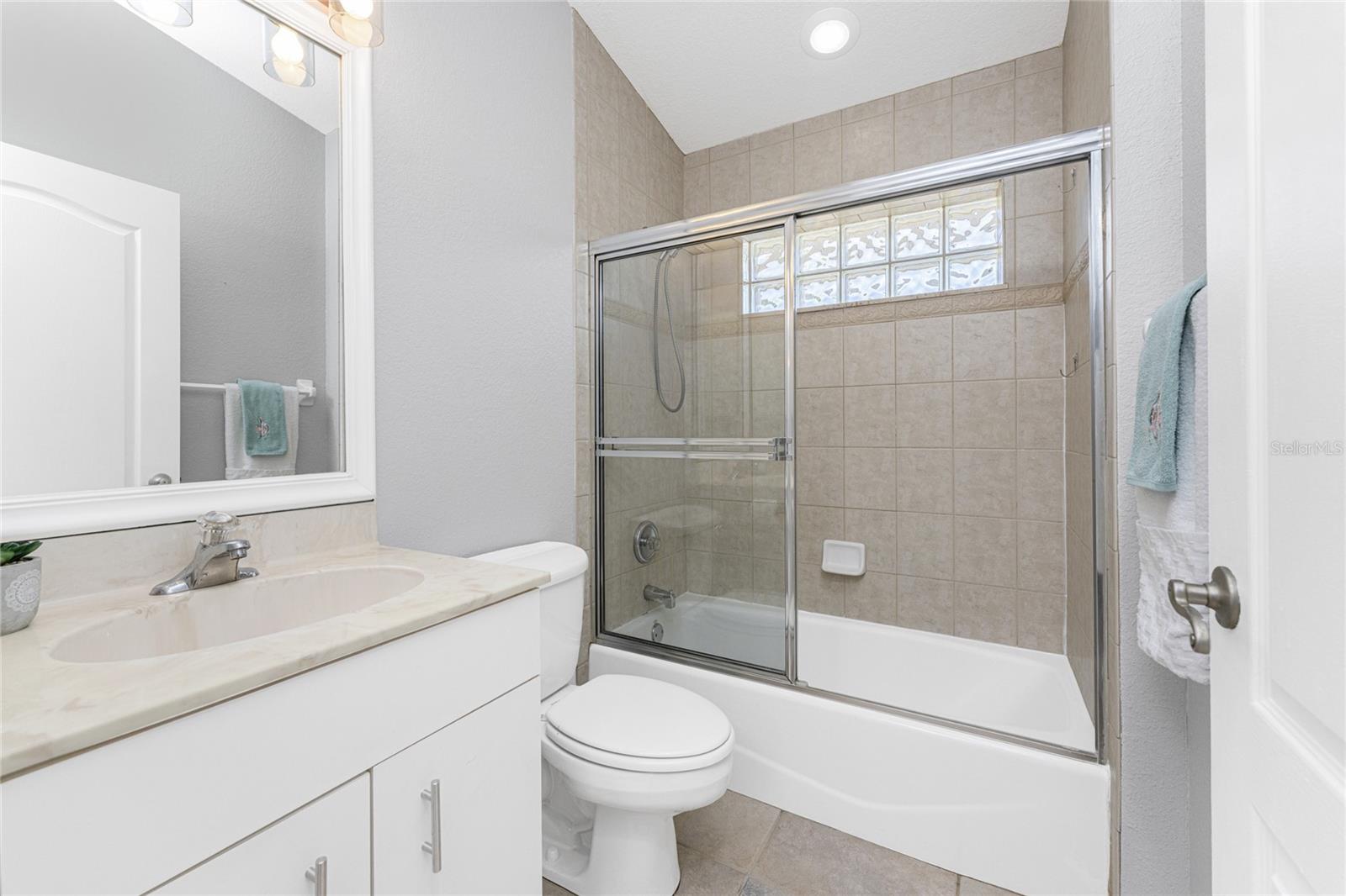 BAY HARBOR ESTATES - Residential