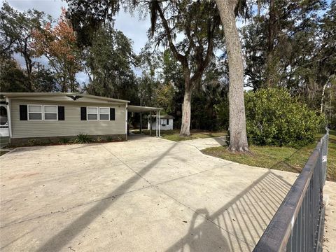 24007 RIVER ROAD ASTOR FL 32102