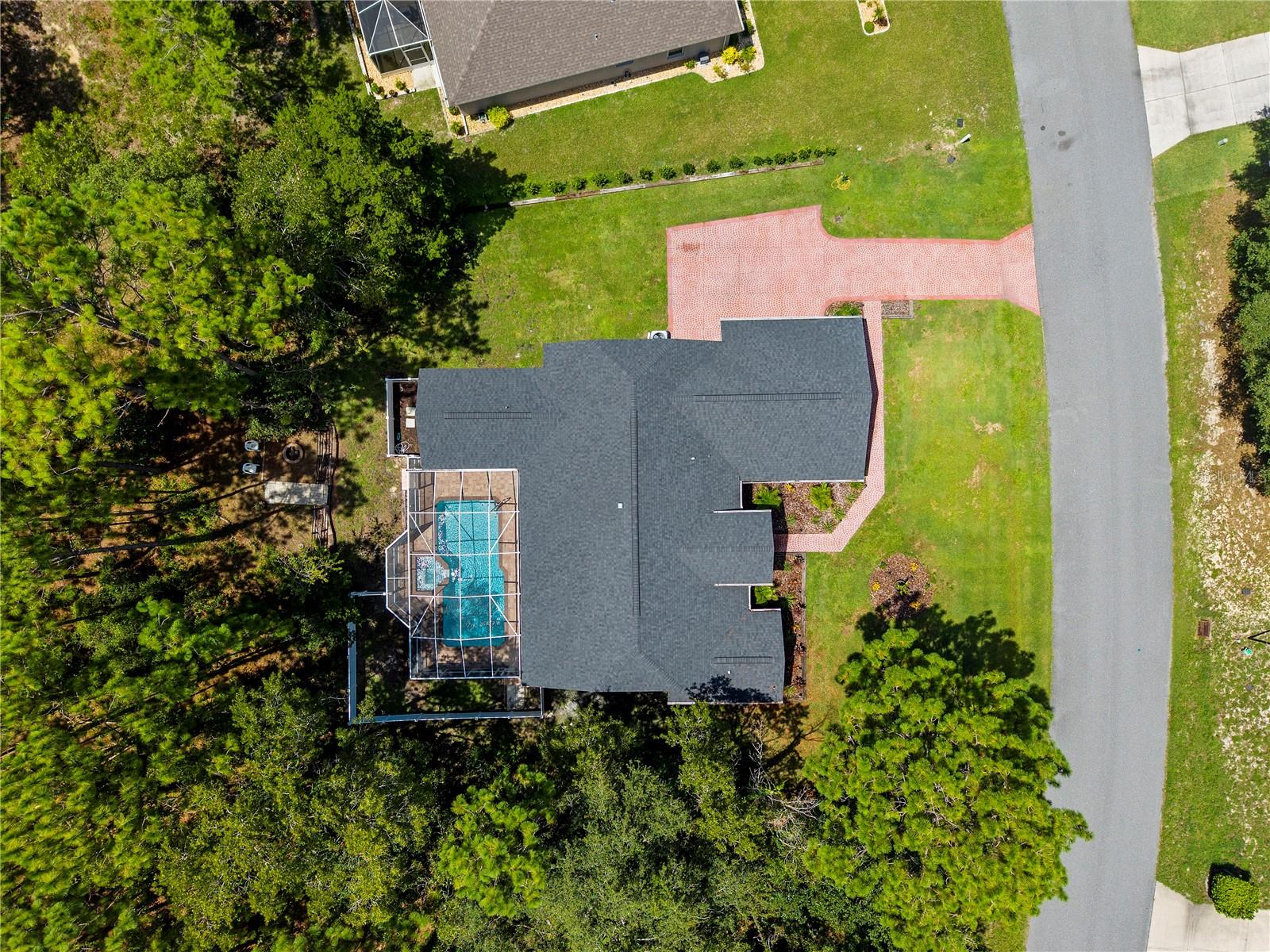 9 PLUMBAGO COURT
