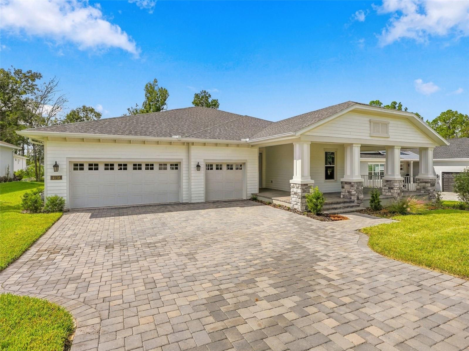 4538 MAJESTIC HILLS LOOP