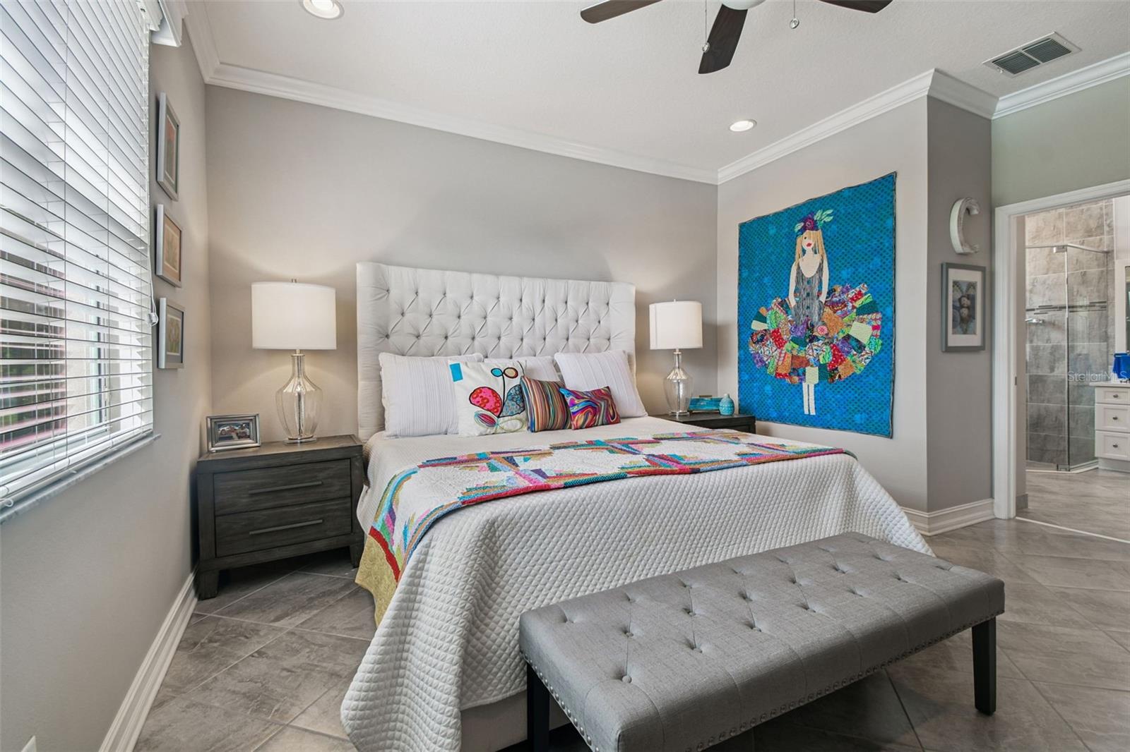 VALENCIA LAKES - Residential