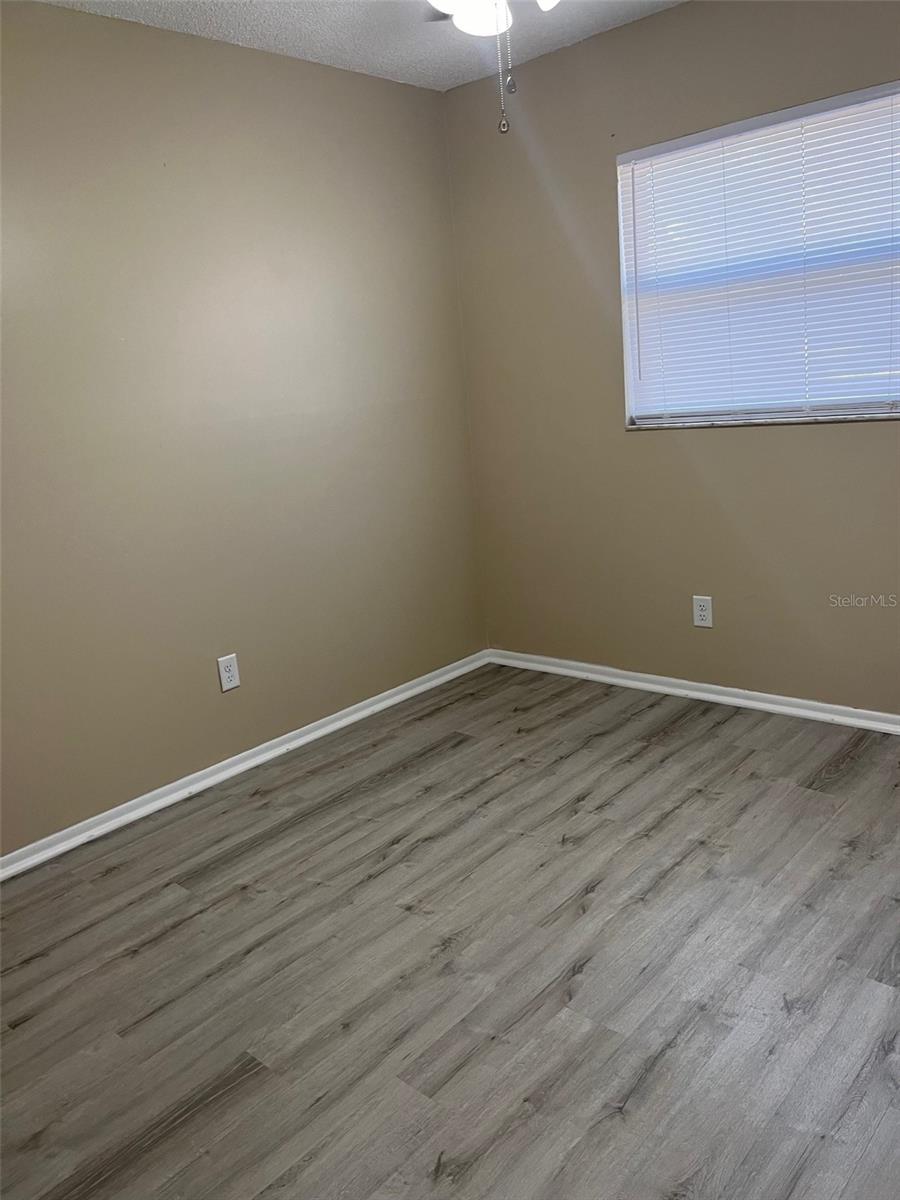 GROVEVIEW VILLAGE - Residential Lease