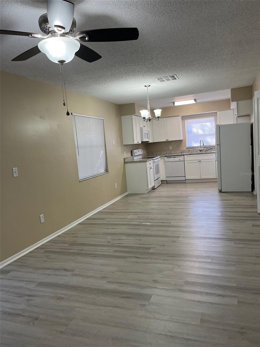 GROVEVIEW VILLAGE - Residential Lease