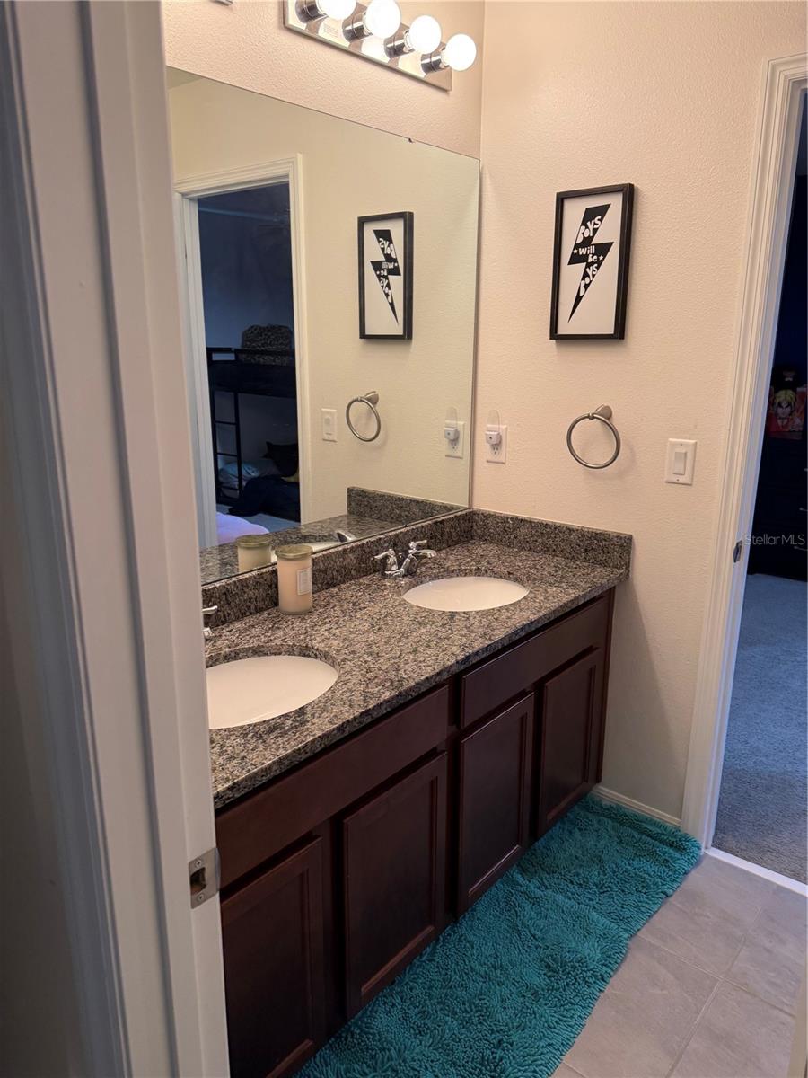 TOHOQUA PH 1B - Residential Lease
