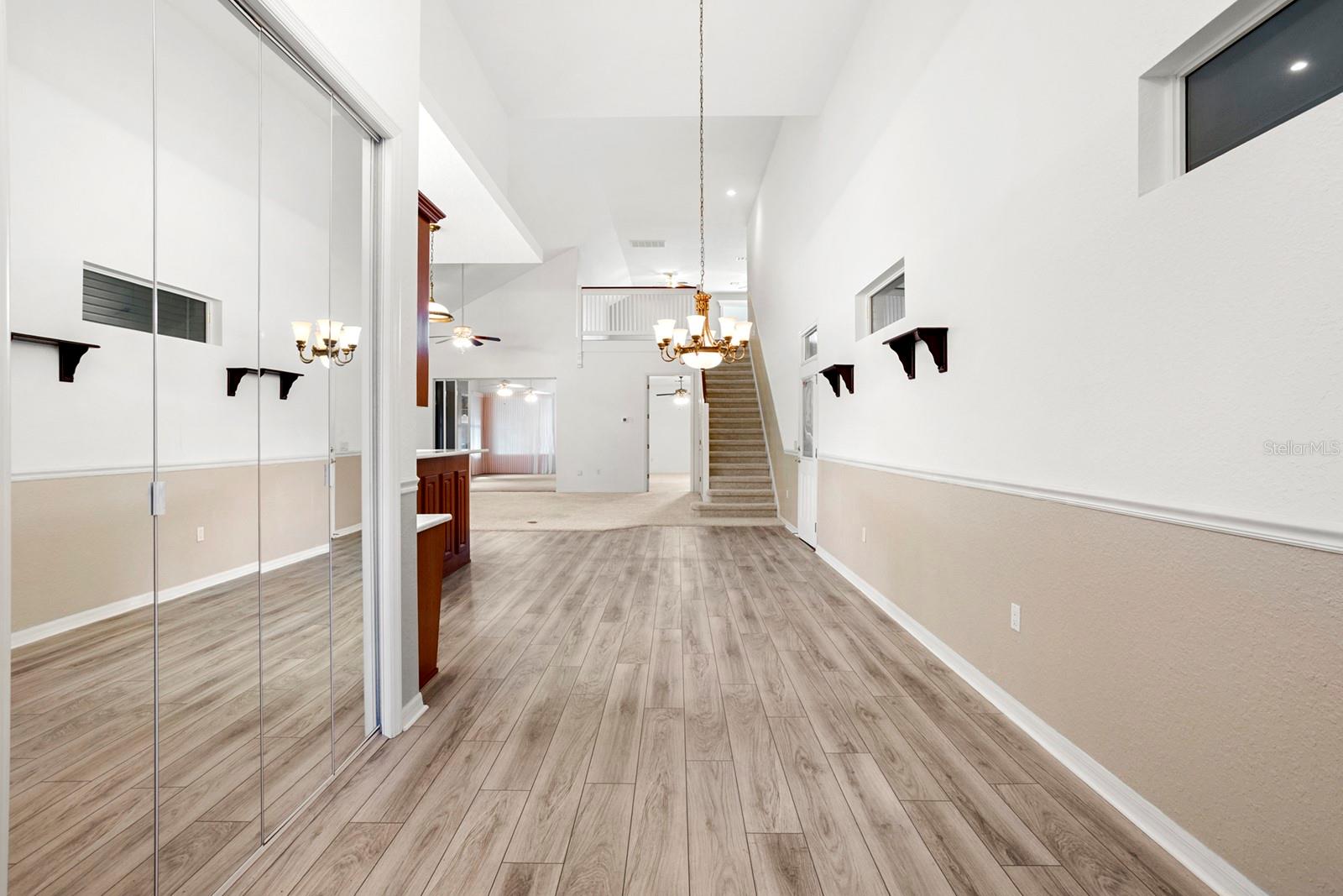 1075 MOTORCOACH DRIVE