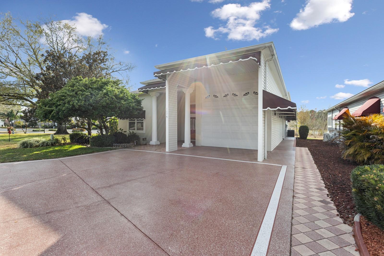 1075 MOTORCOACH DRIVE