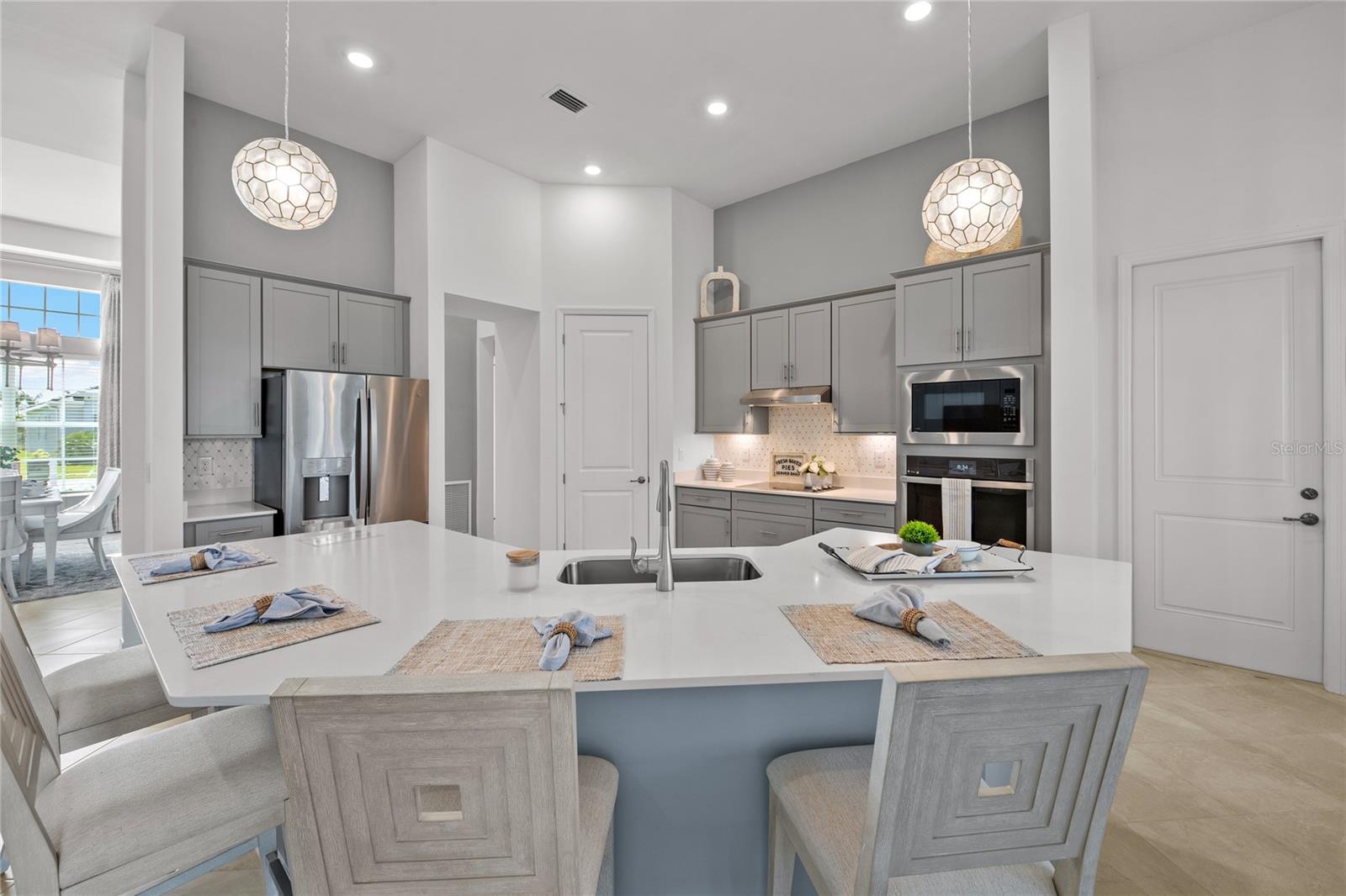 WELLEN PARK GOLF & COUNTRY CLUB - Residential