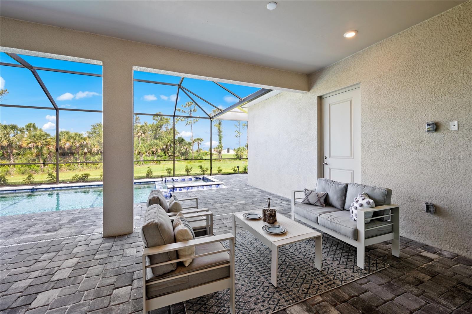 WELLEN PARK GOLF & COUNTRY CLUB - Residential