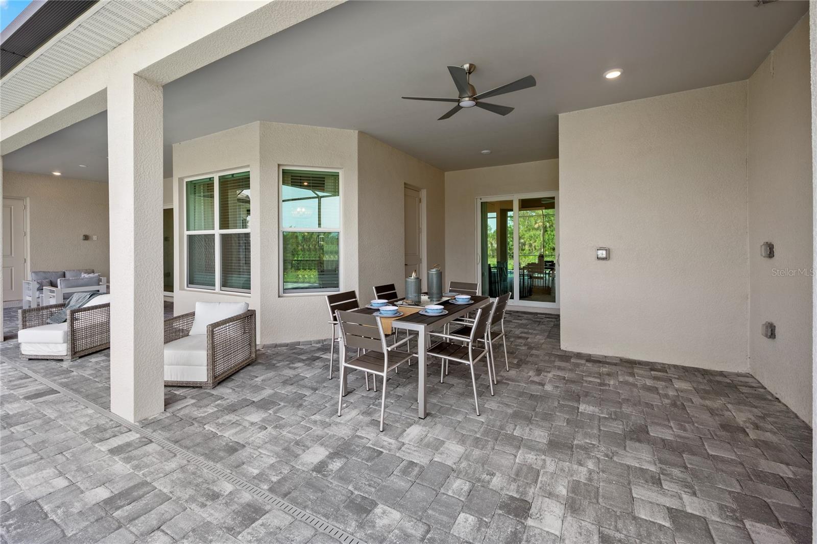 WELLEN PARK GOLF & COUNTRY CLUB - Residential