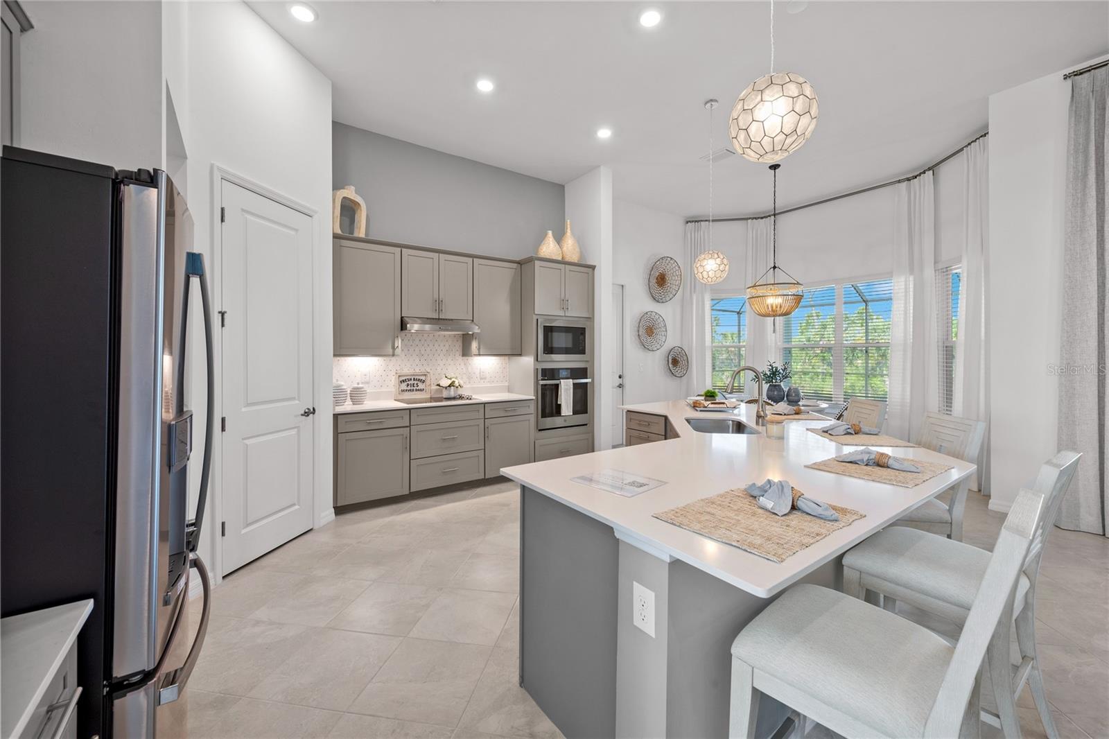 WELLEN PARK GOLF & COUNTRY CLUB - Residential