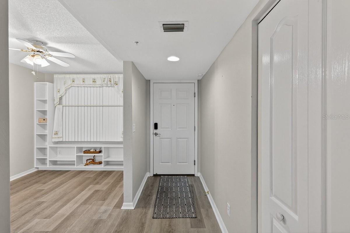 OCEANS CLOVERLEAF CONDO - Residential