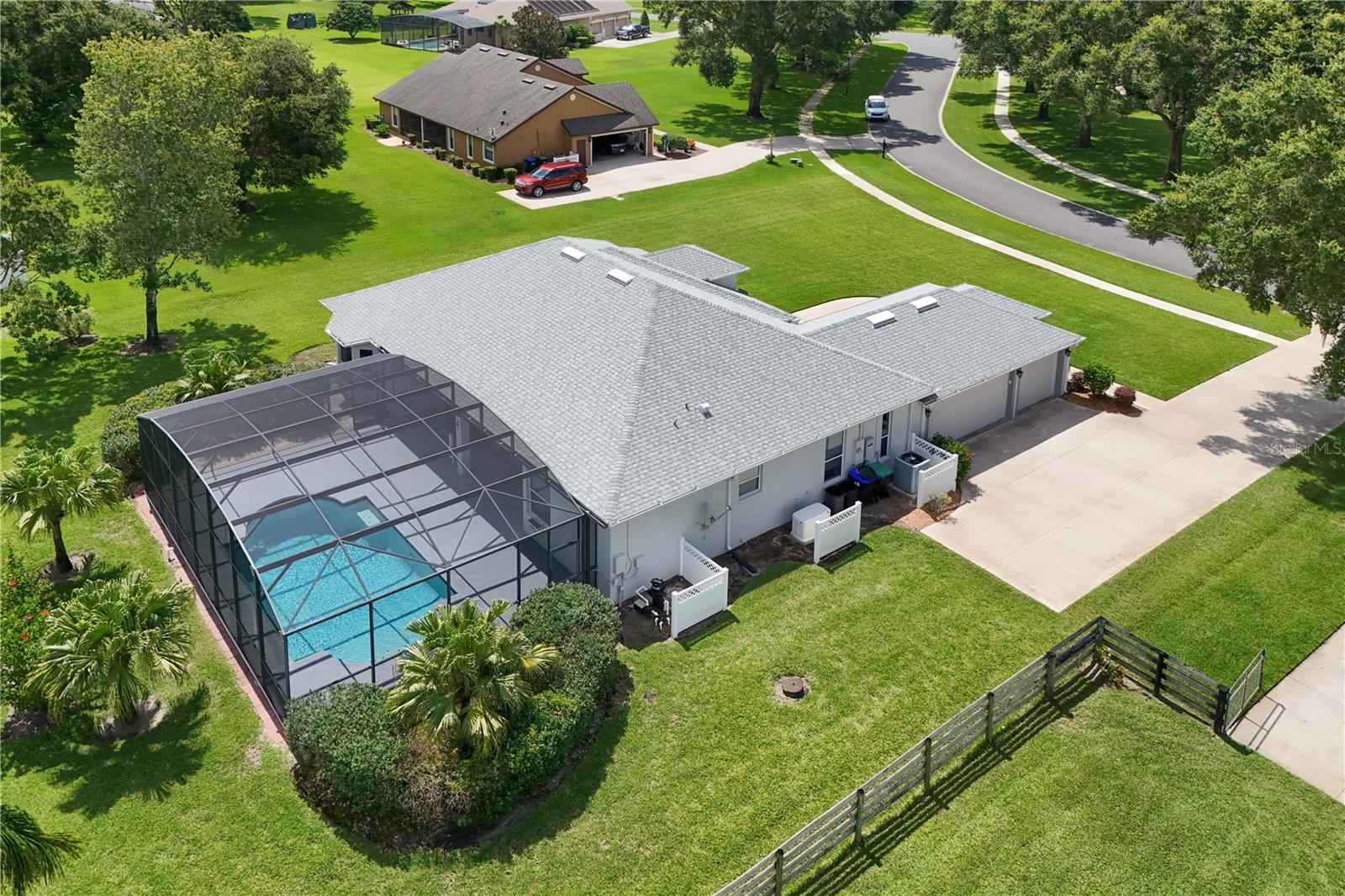 7811 LAUREL VIEW DRIVE