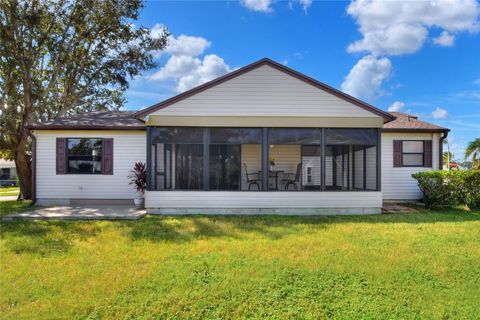 A home in LAKELAND