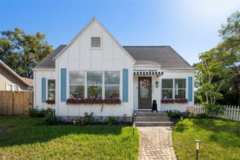 Photo of 3330 8th Avenue N, St Petersburg, FL 33713 (MLS # TB8441459) Photo of 3330 8th Avenue N, St Petersburg, FL 33713 (MLS # TB8441459)