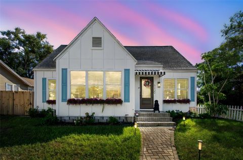 Photo of 3330 8th Avenue N, St Petersburg, FL 33713 (MLS # TB8441459) Photo of 3330 8th Avenue N, St Petersburg, FL 33713 (MLS # TB8441459)