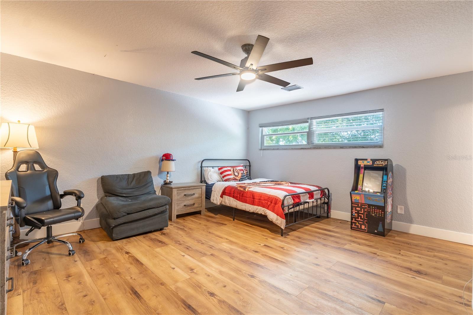 PINELLAS GROVES - Residential